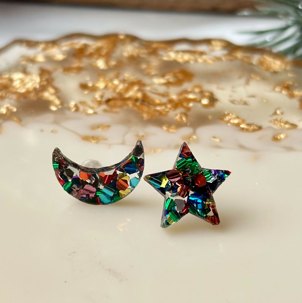 CELESTIAL, GLiTTERY, MOON AND STAR STUDS
