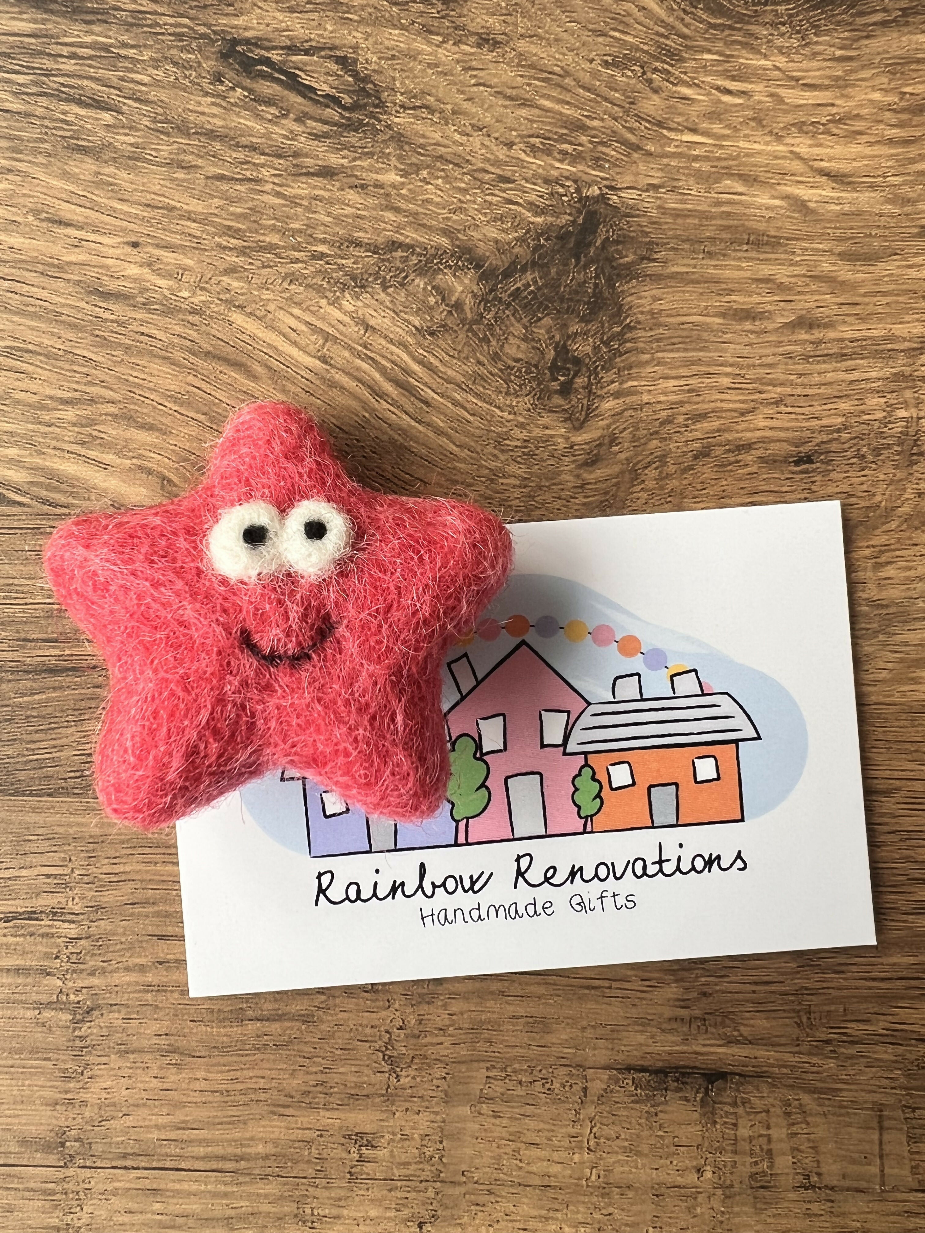 Felted Smiley Star Magnet