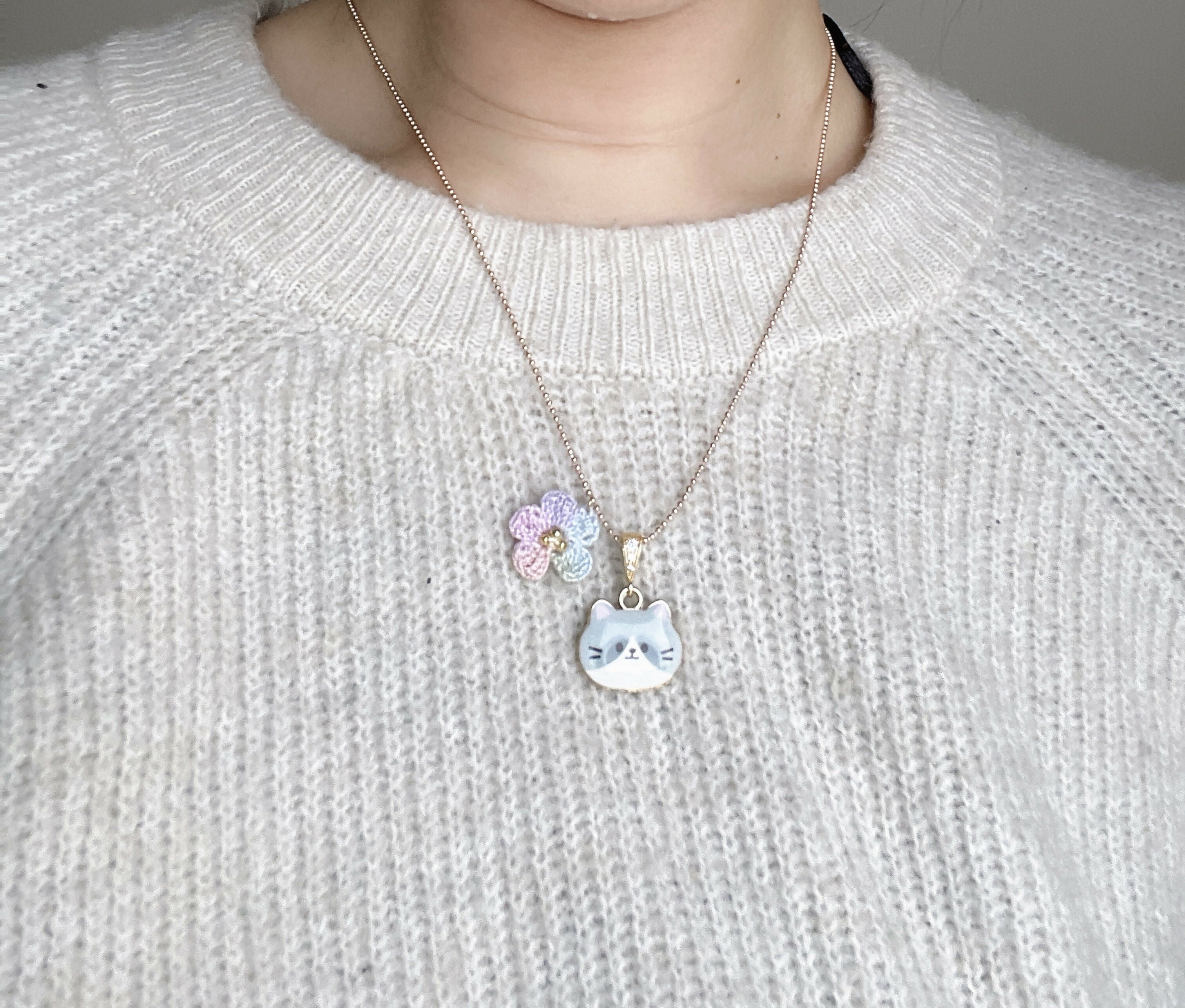 Kittens Charm Flower Necklace