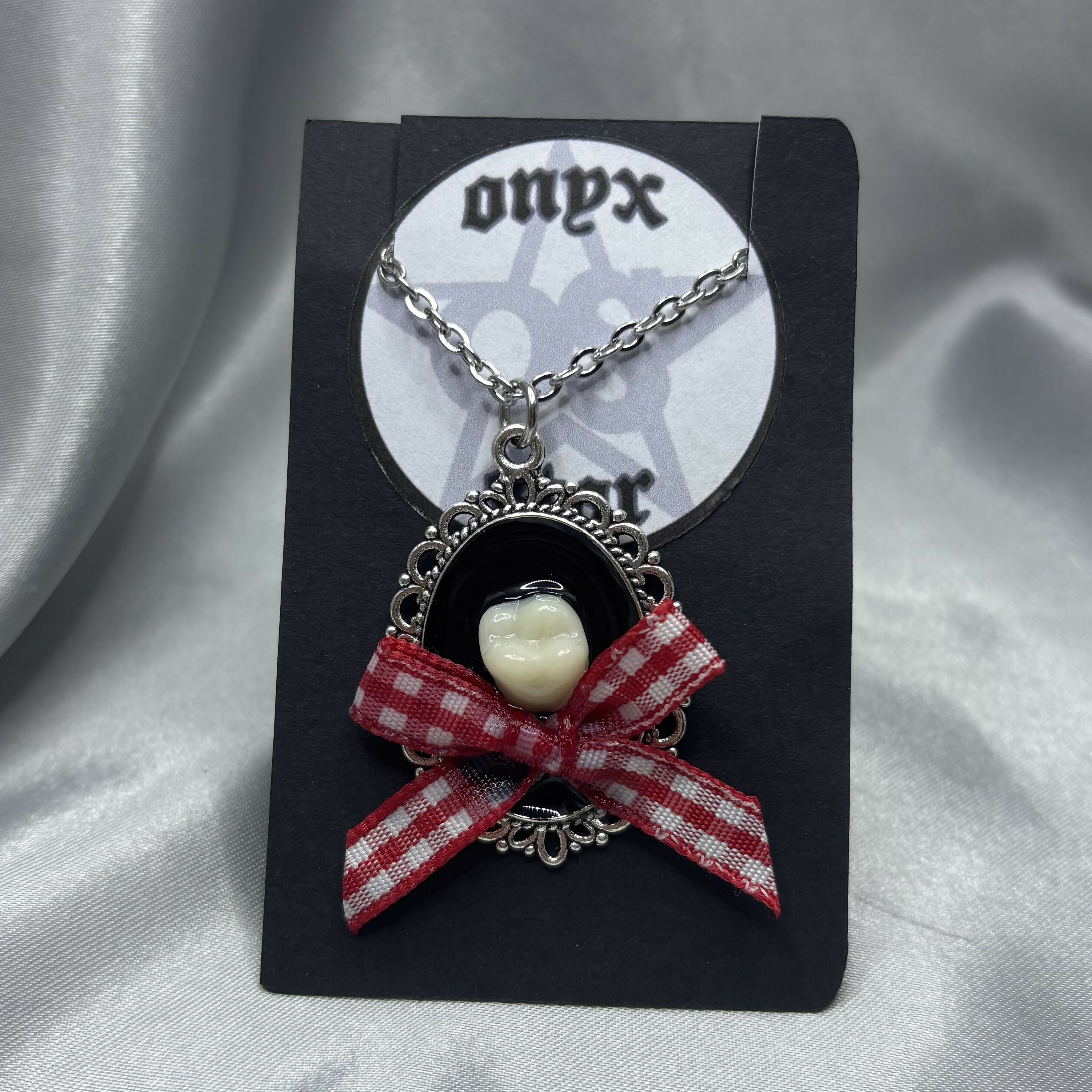 Tooth Red Bow Necklace