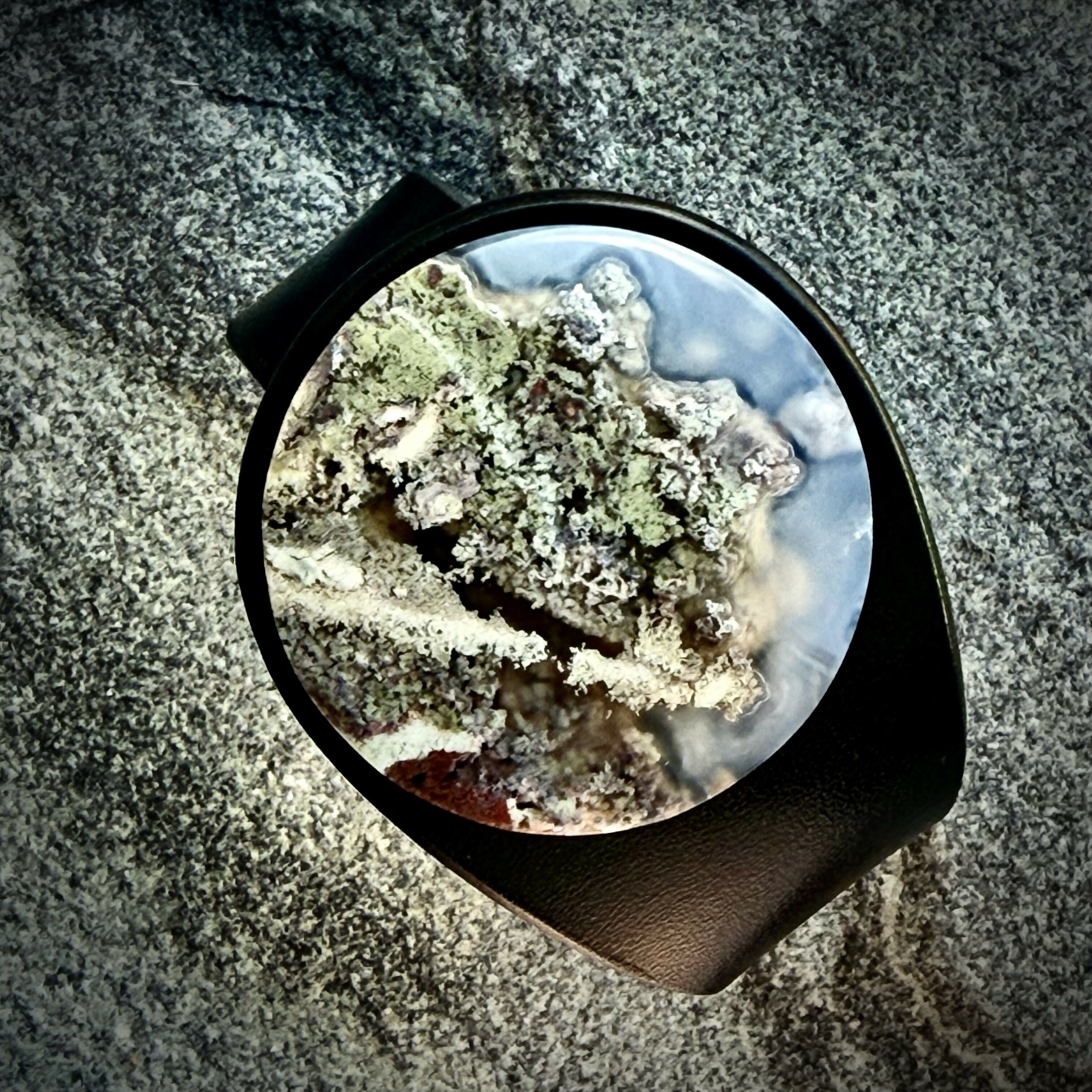 Handcrafted Natural Leather & Scenic Moss Agate Gemstone Bracelet - Size S or M