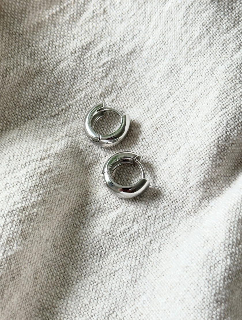 Sophia / Chunky Rhodium Huggie Earrings