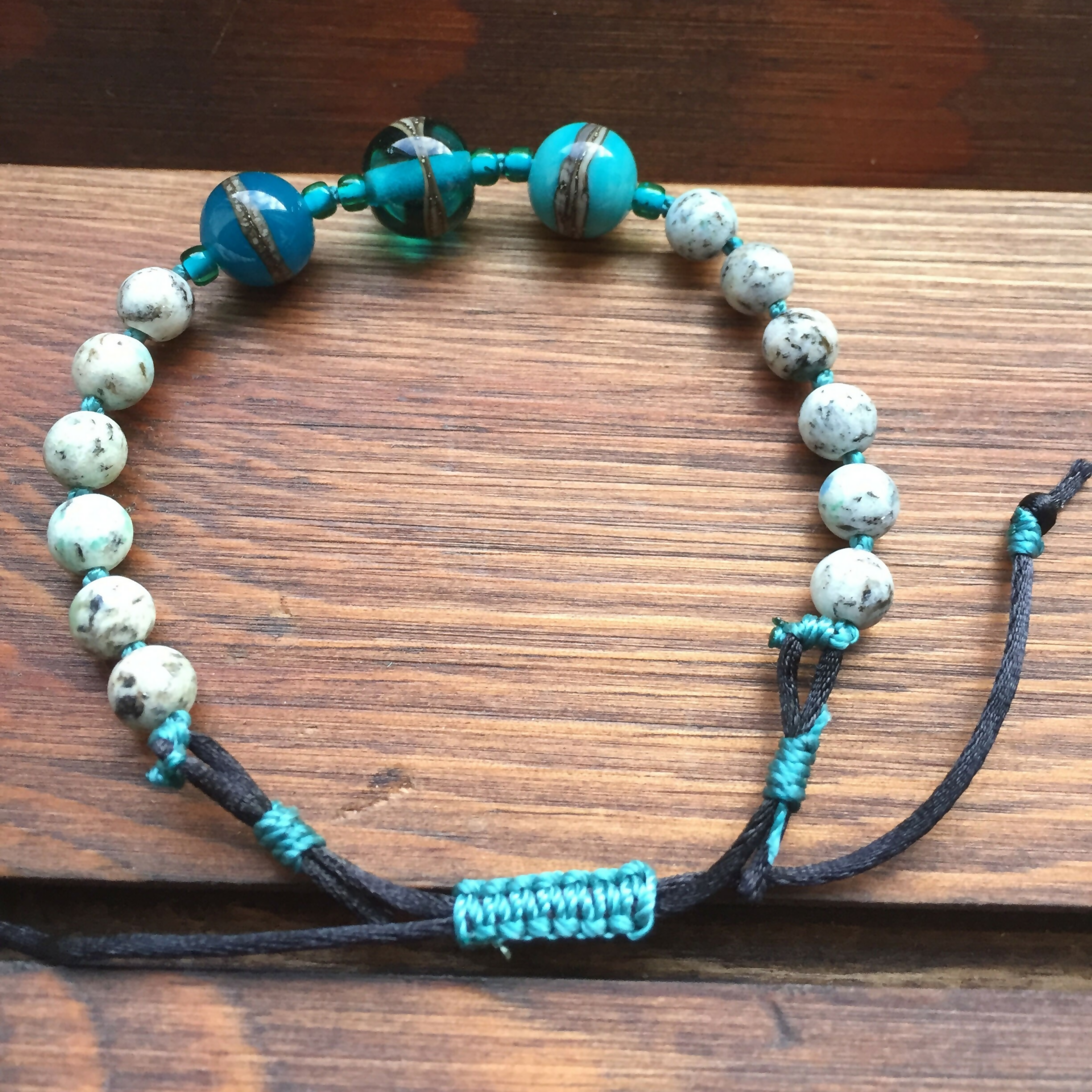 LKR197 Hand Knotted Lampwork Bracelet