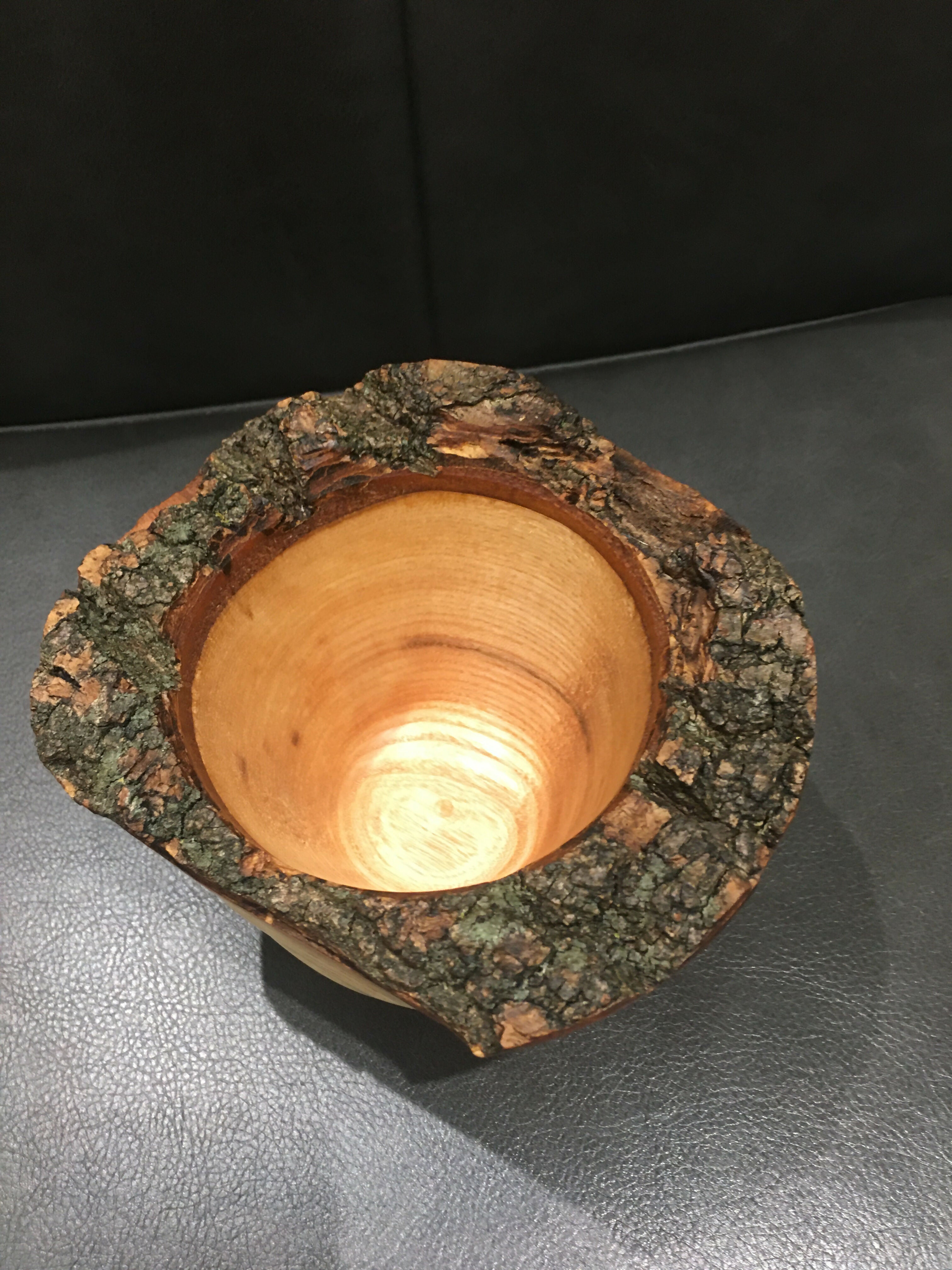 Live Edge Oak Bowl (Rustic)