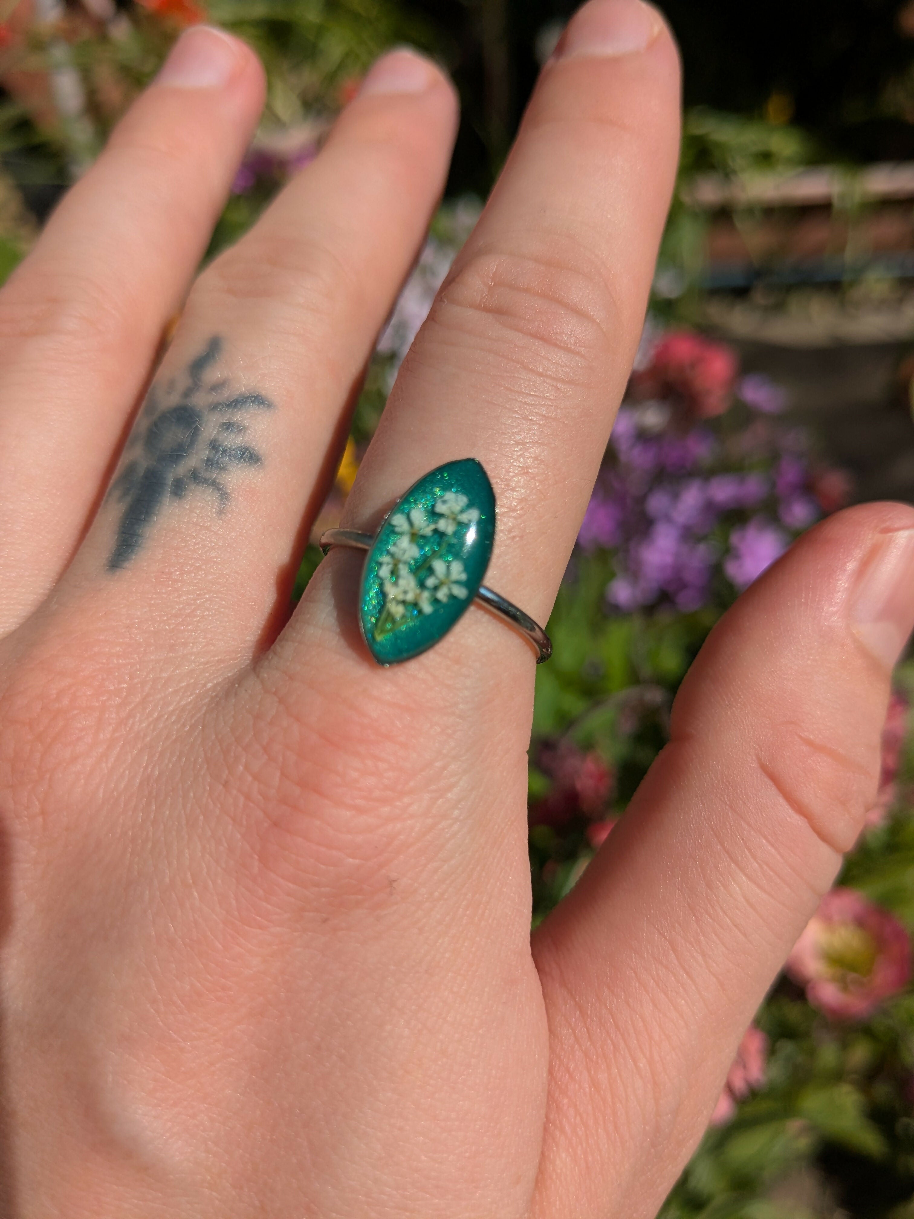 QUEEN'S LACE MARQUISE STAINLESS STEEL RINGS