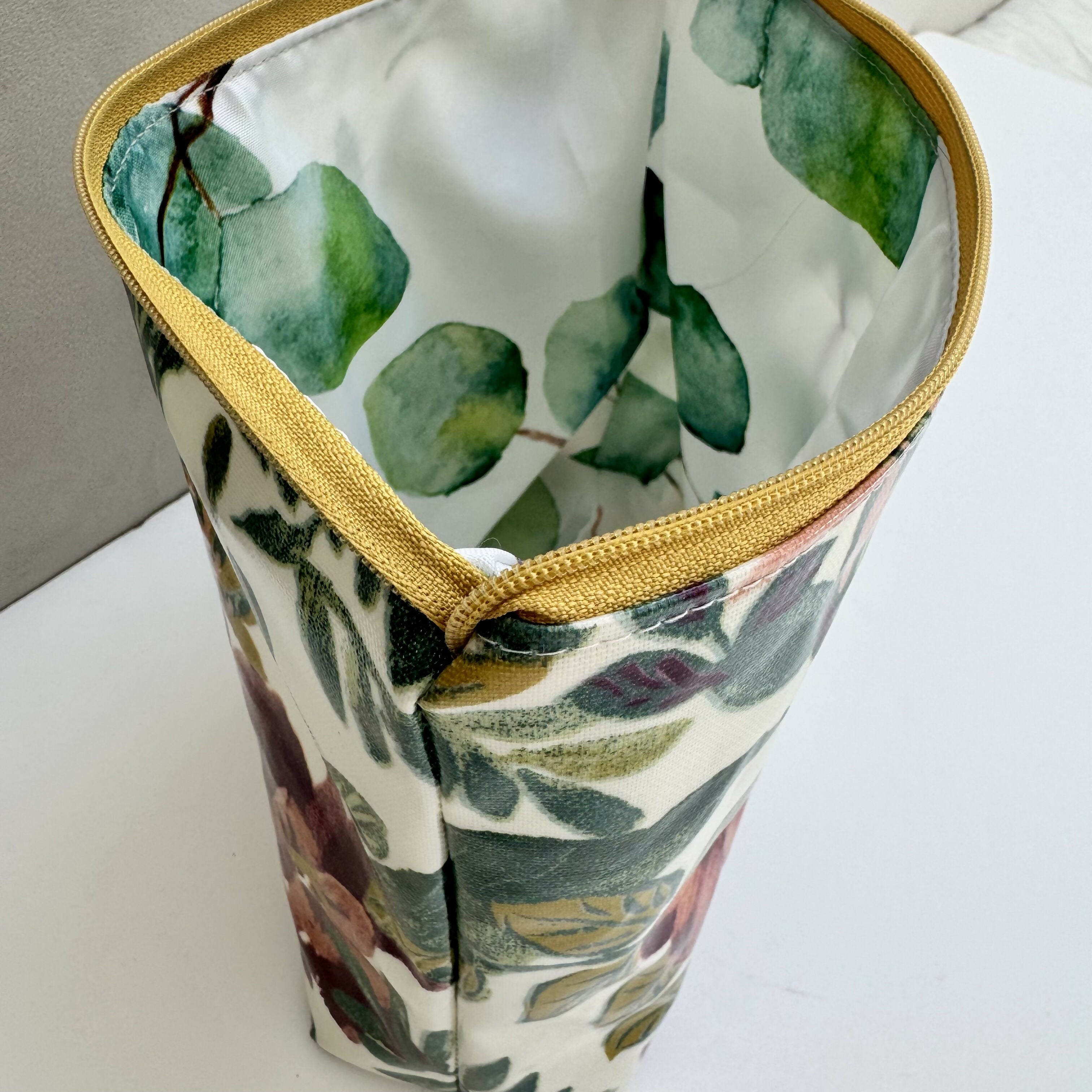 Medium Toiletry Bag - Autumn Floral Oilcloth