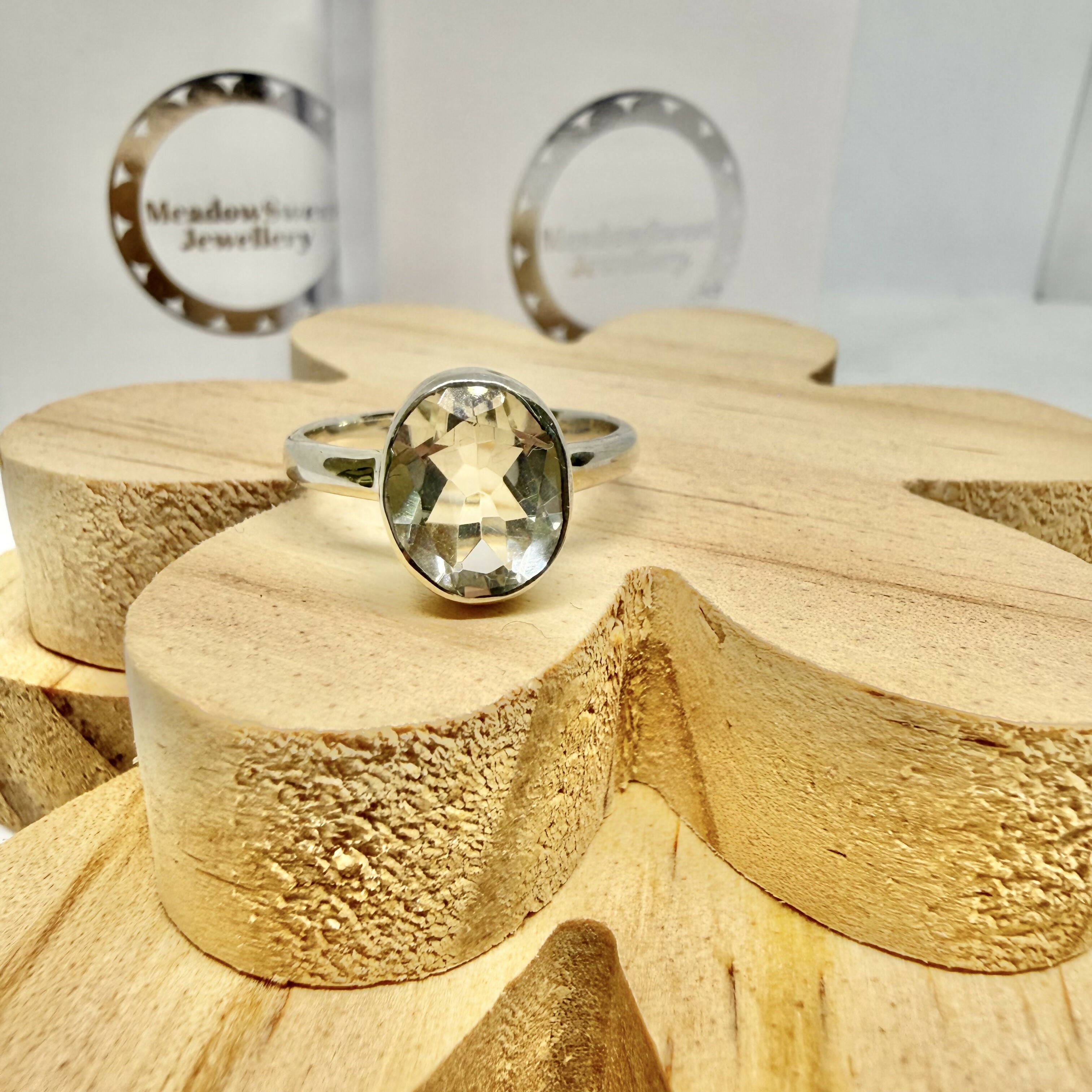 PRASIOLITE OVAL RING SIZE R