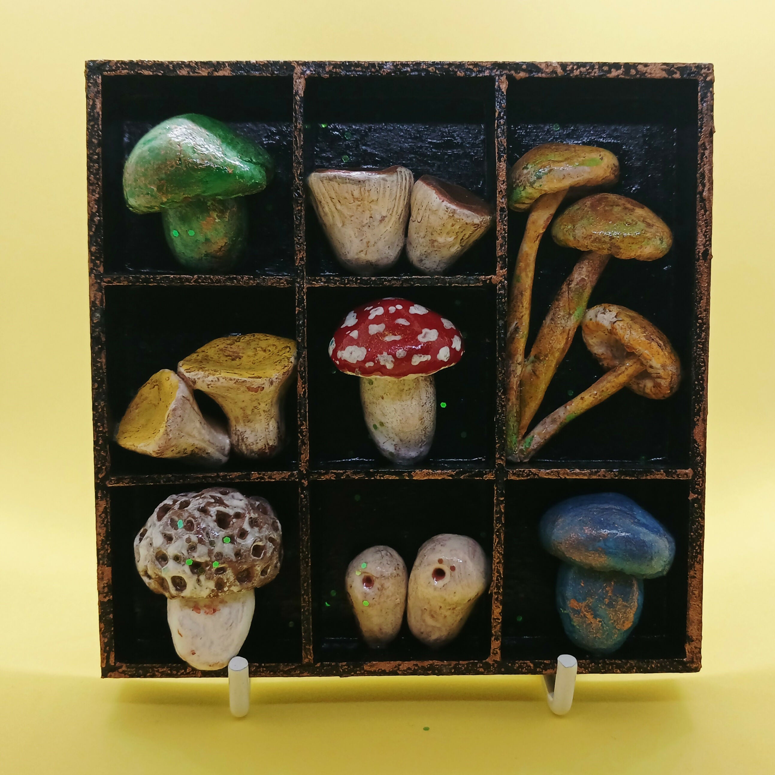 Clay Toadstool Small Wooden Black Painted Trinket Tray