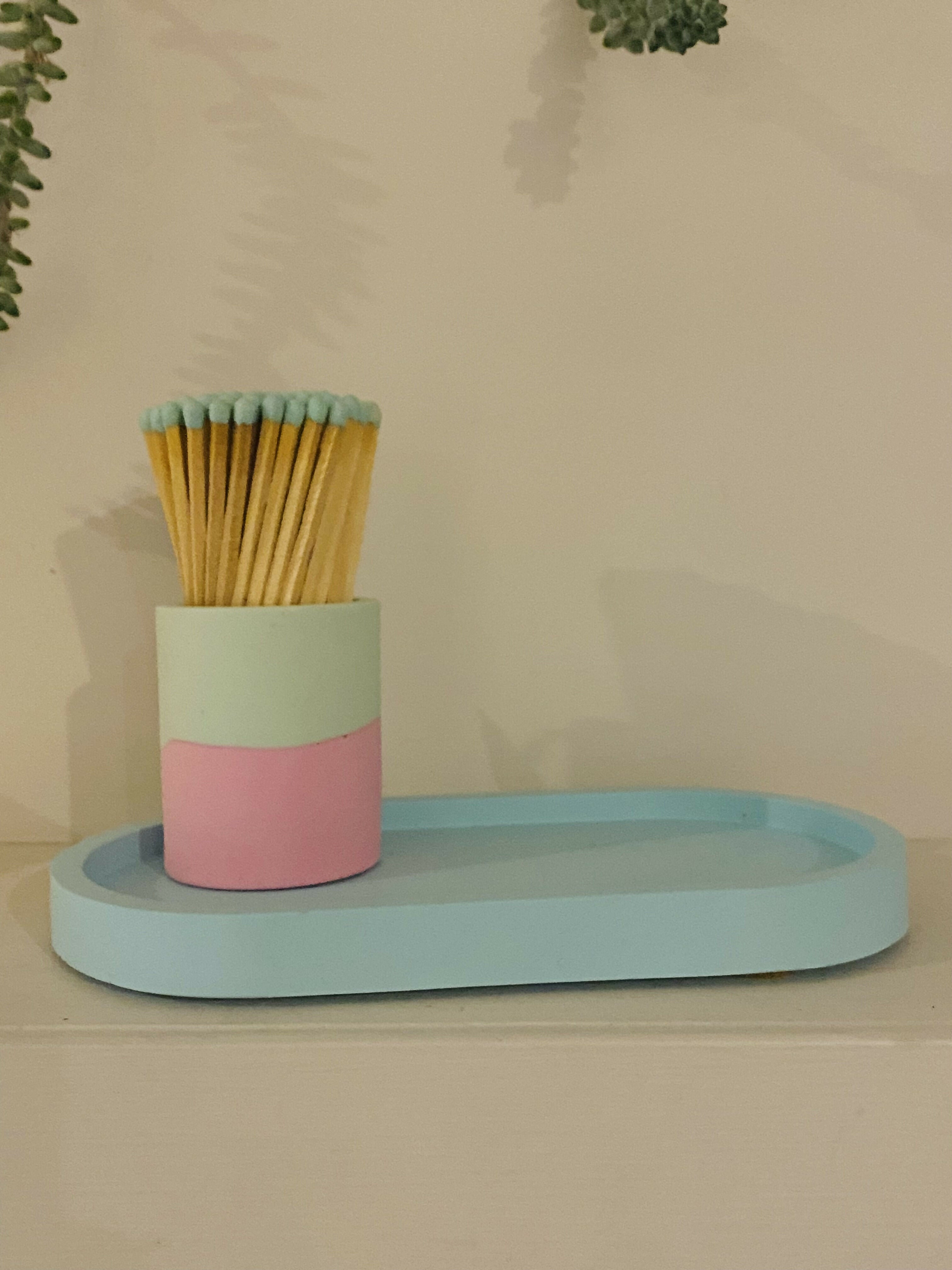 Jesmonite handmade Matchpot with colourful matches and tray