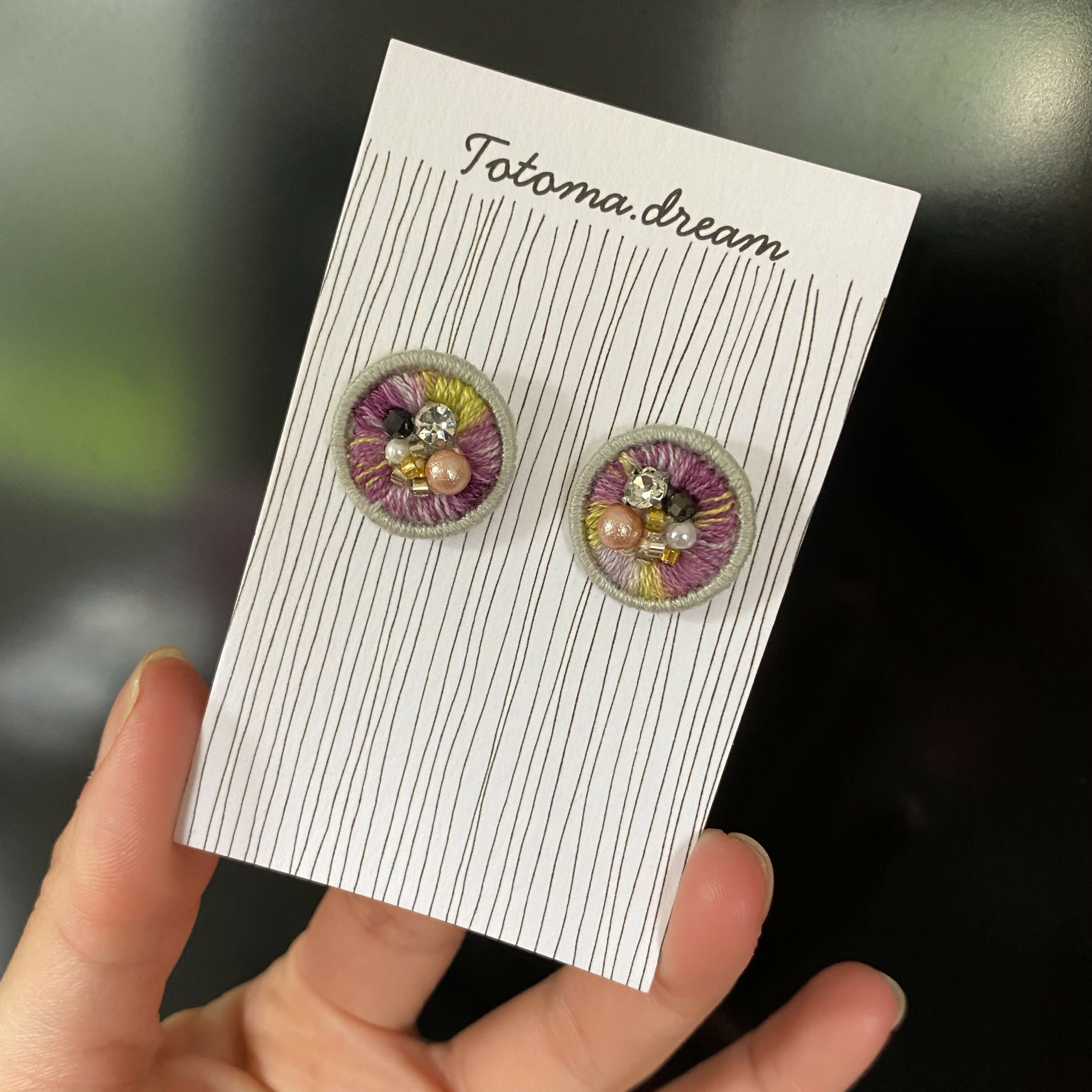 Embroidery Earrings {Round}