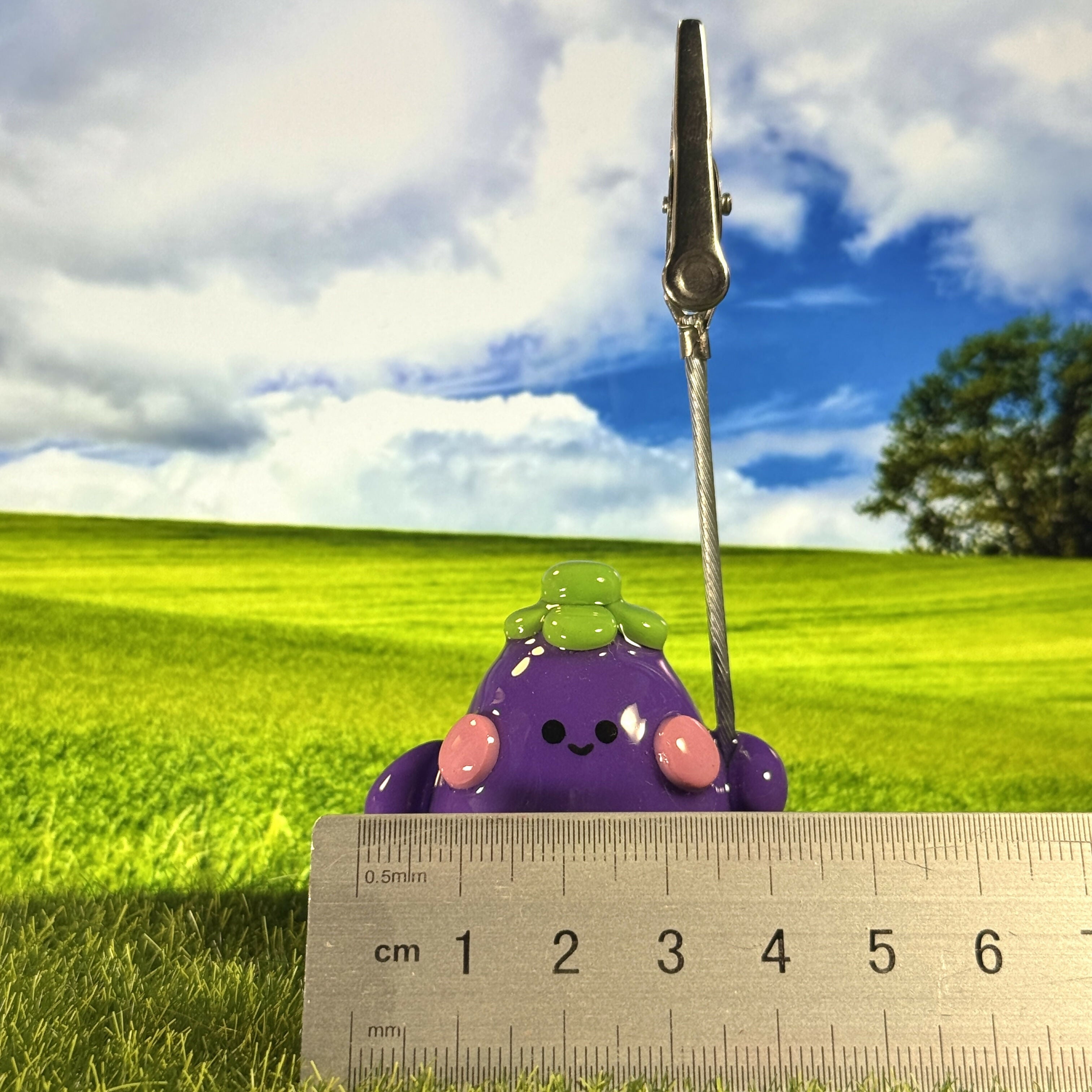 Happy Aubergine Friend Memo Holder