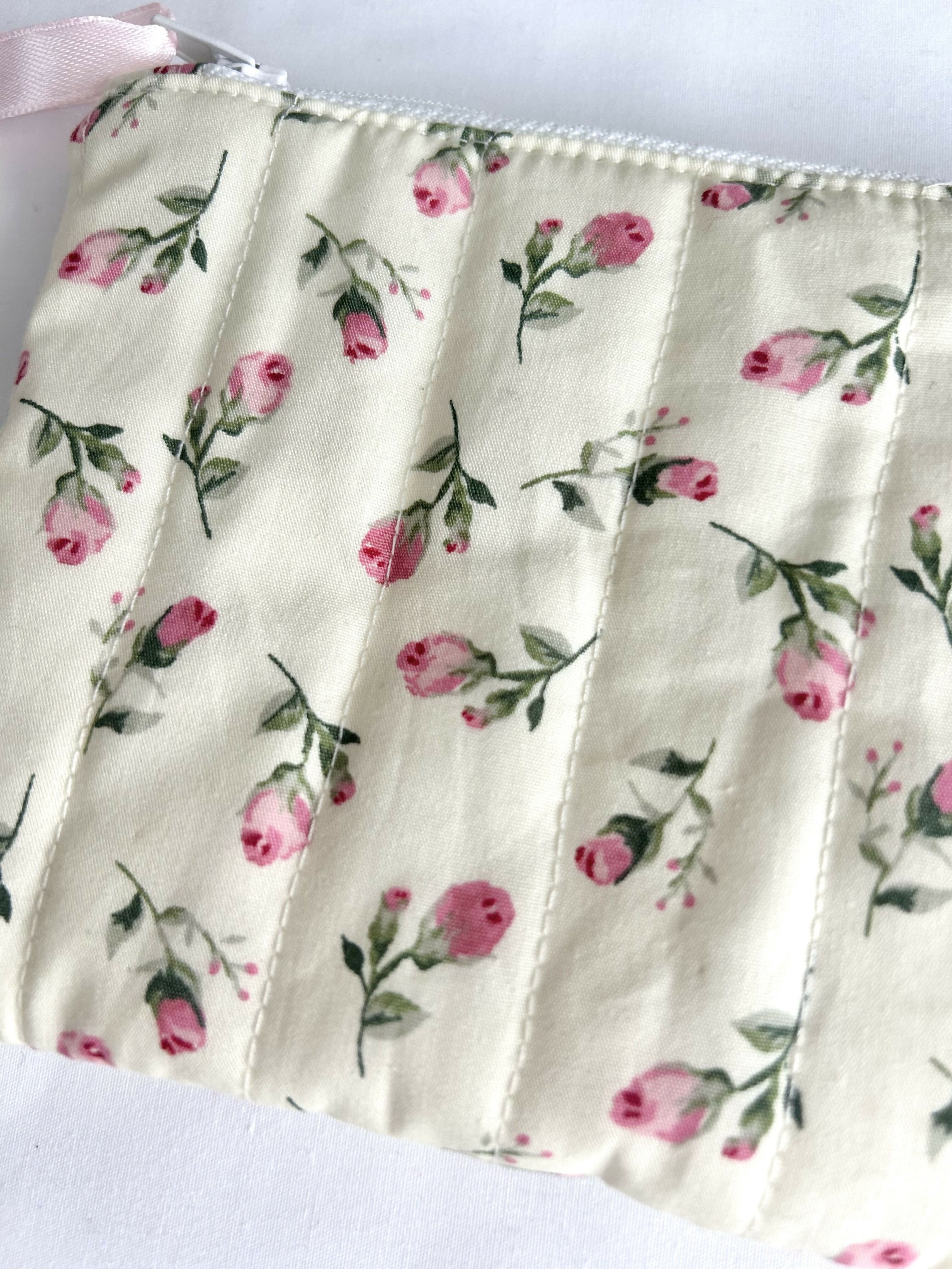 Cream Tulip Floral Quilted Coin Purse / Card Holder