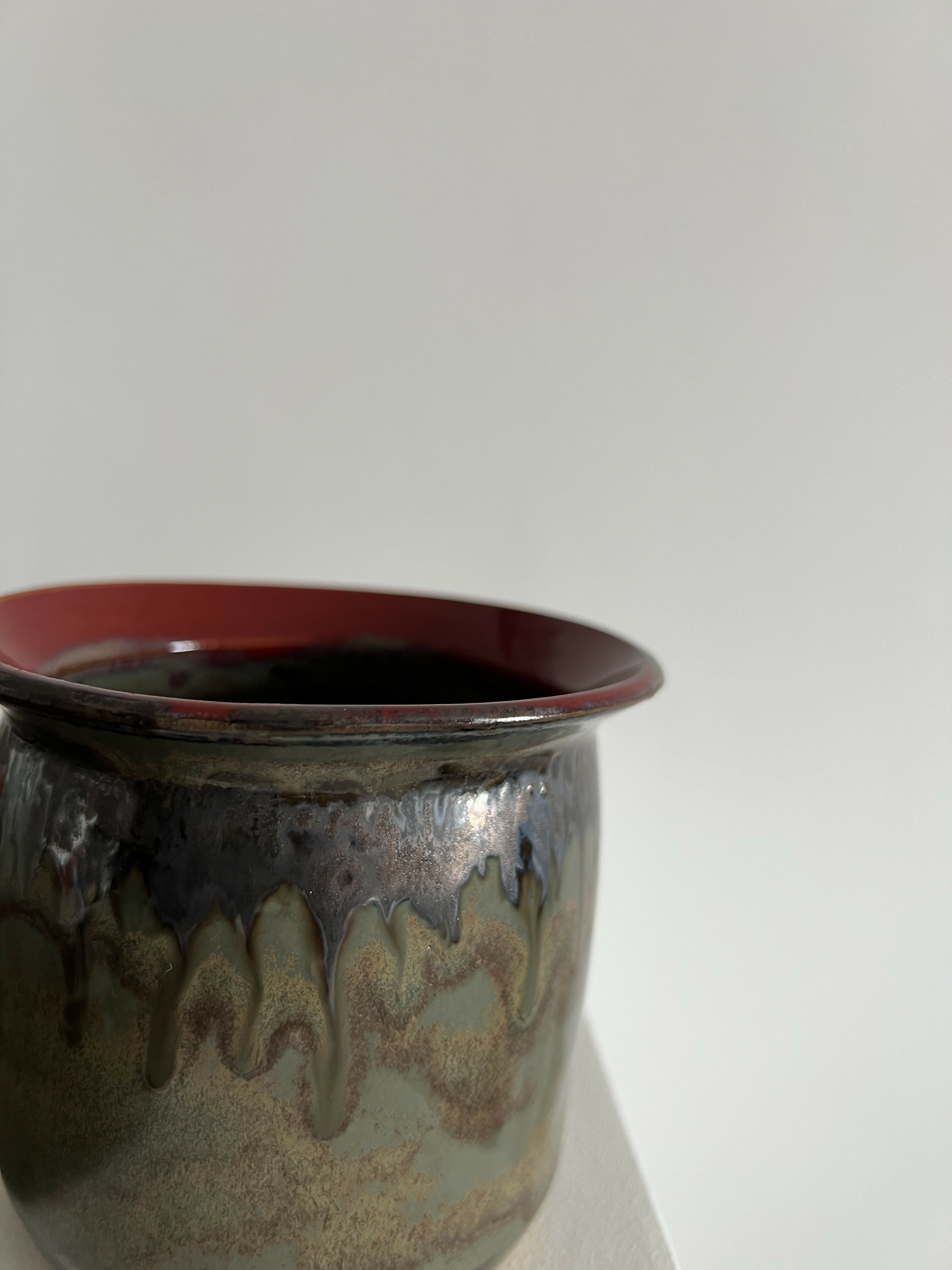 OPEN NECK PLANT POT