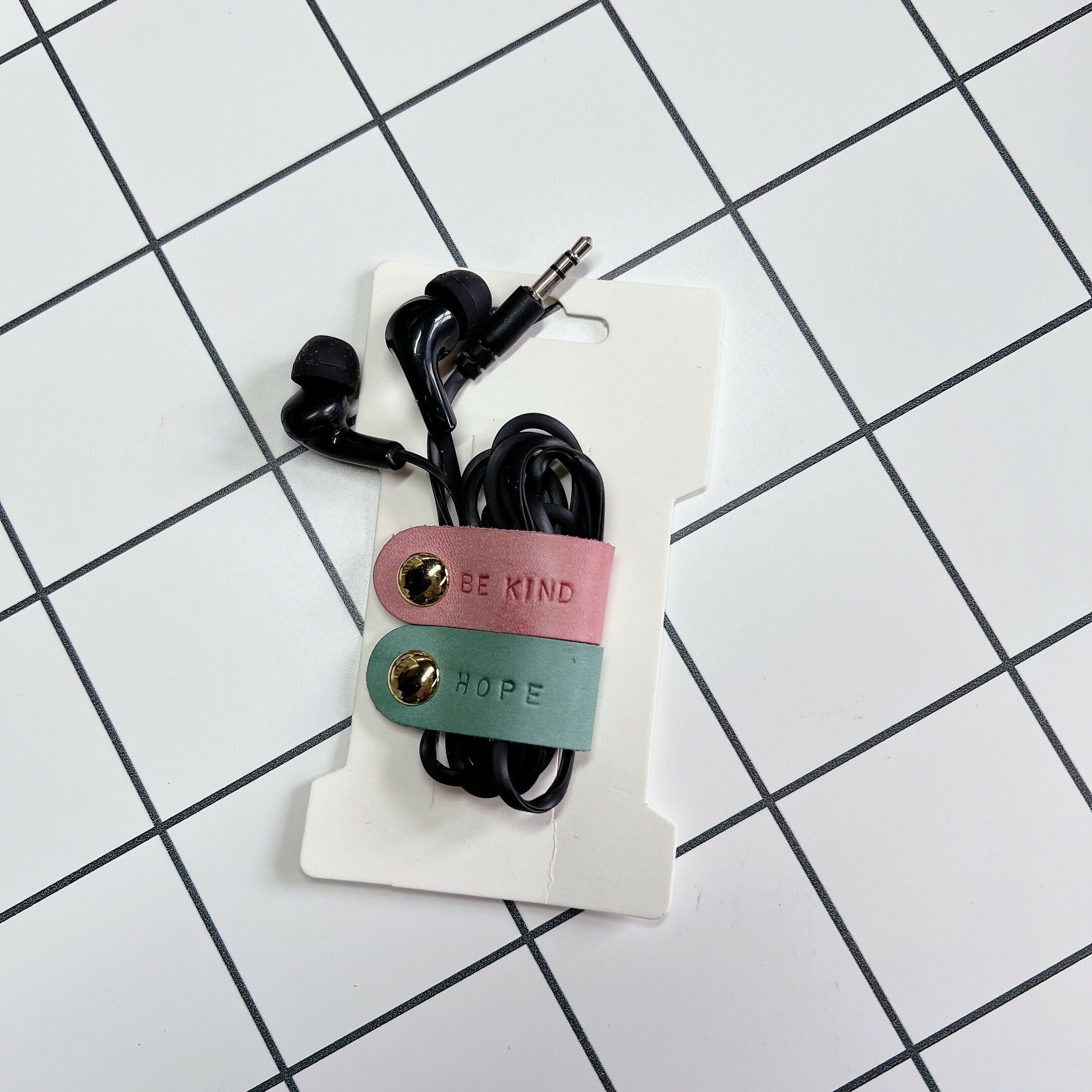 SnapWraps – Leather Cord Organisers (Set of 2, Assorted Colours)