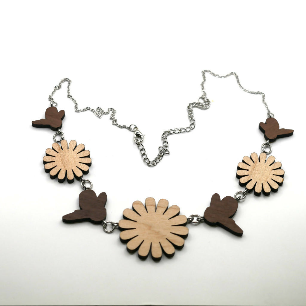 Daisies and Bees Necklace