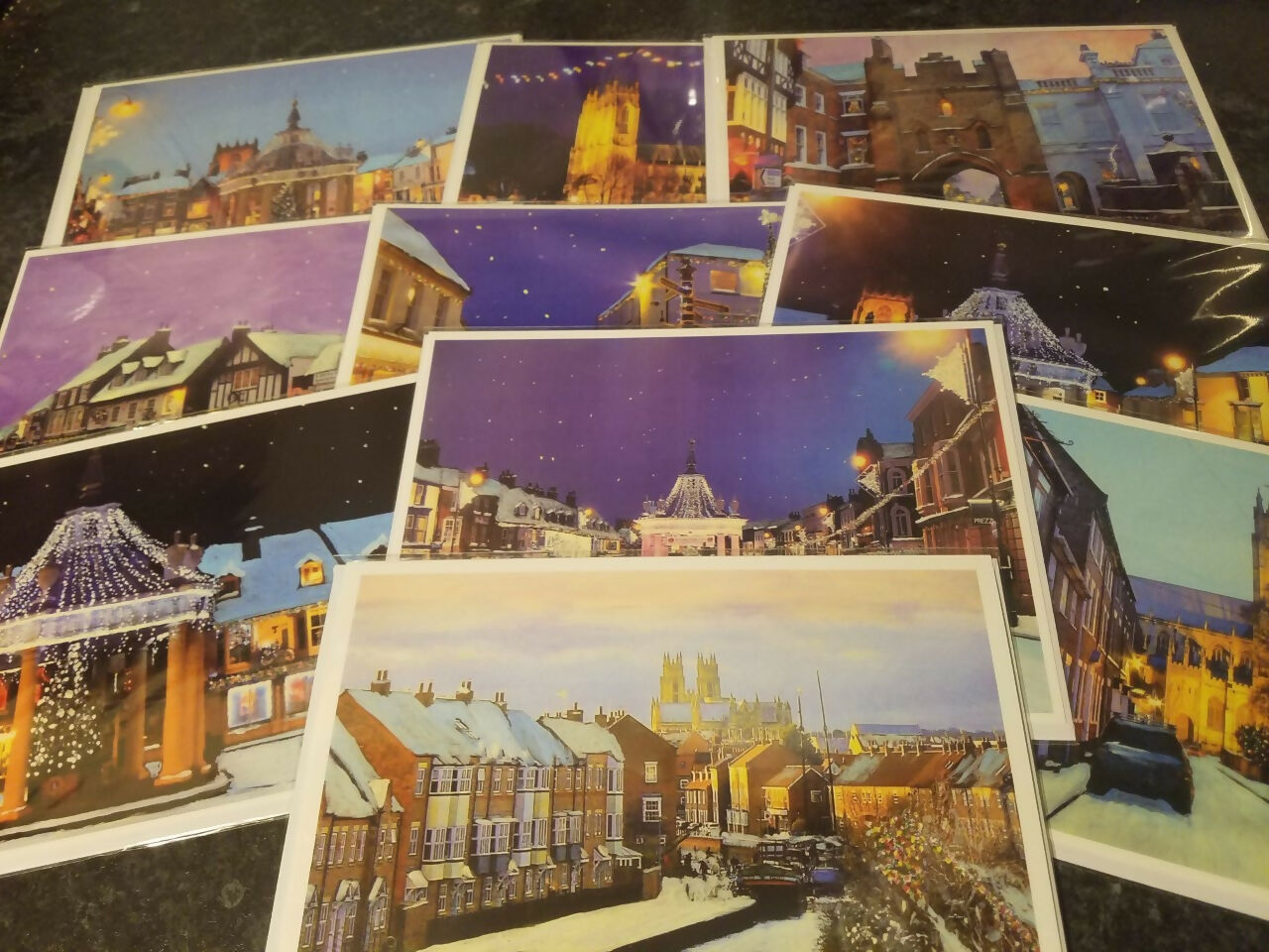 Pack of 10 assorted "Beverley At Christmas" cards