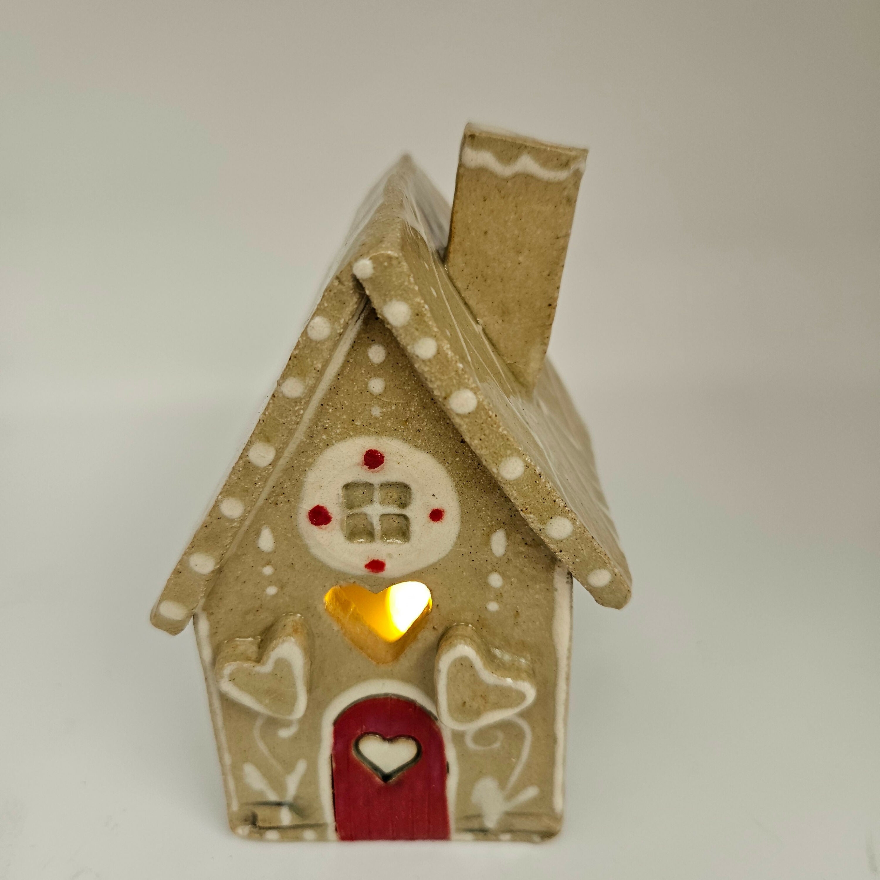 CHARMING CERAMIC GINGERBREAD TEA LIGHT HOUSE