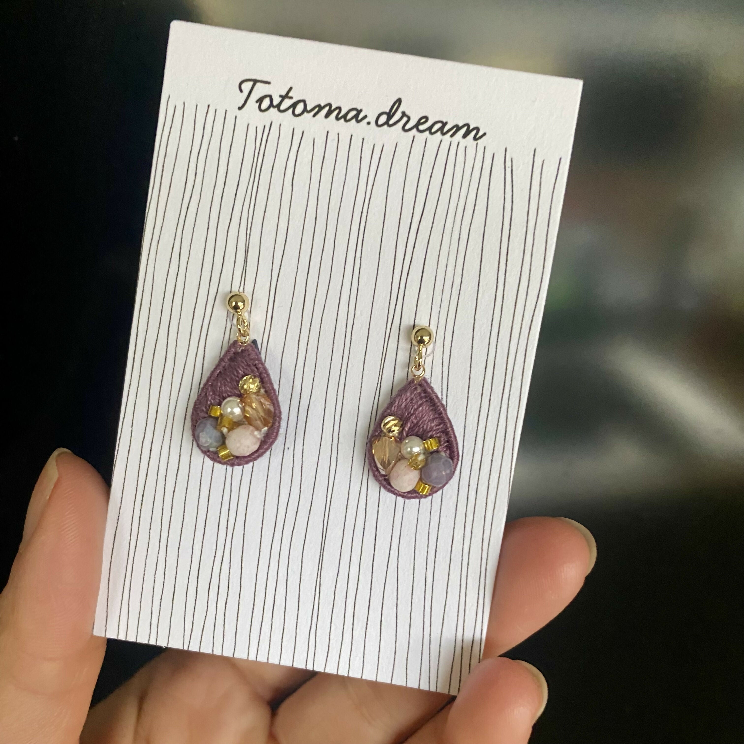 Pendant Crystal Embroidery Earrings (Waterdrop)