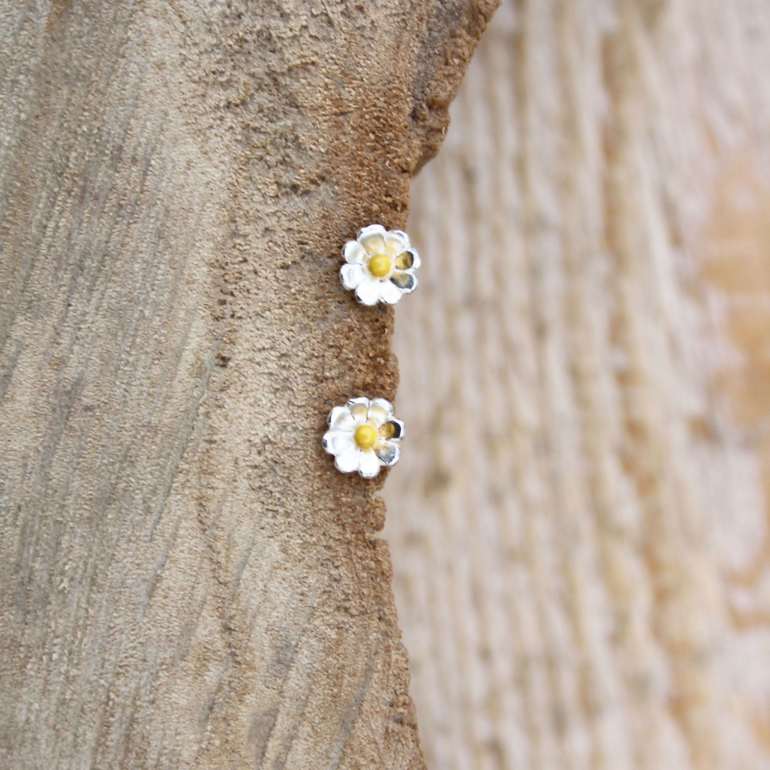 Daisy Stud Earrings