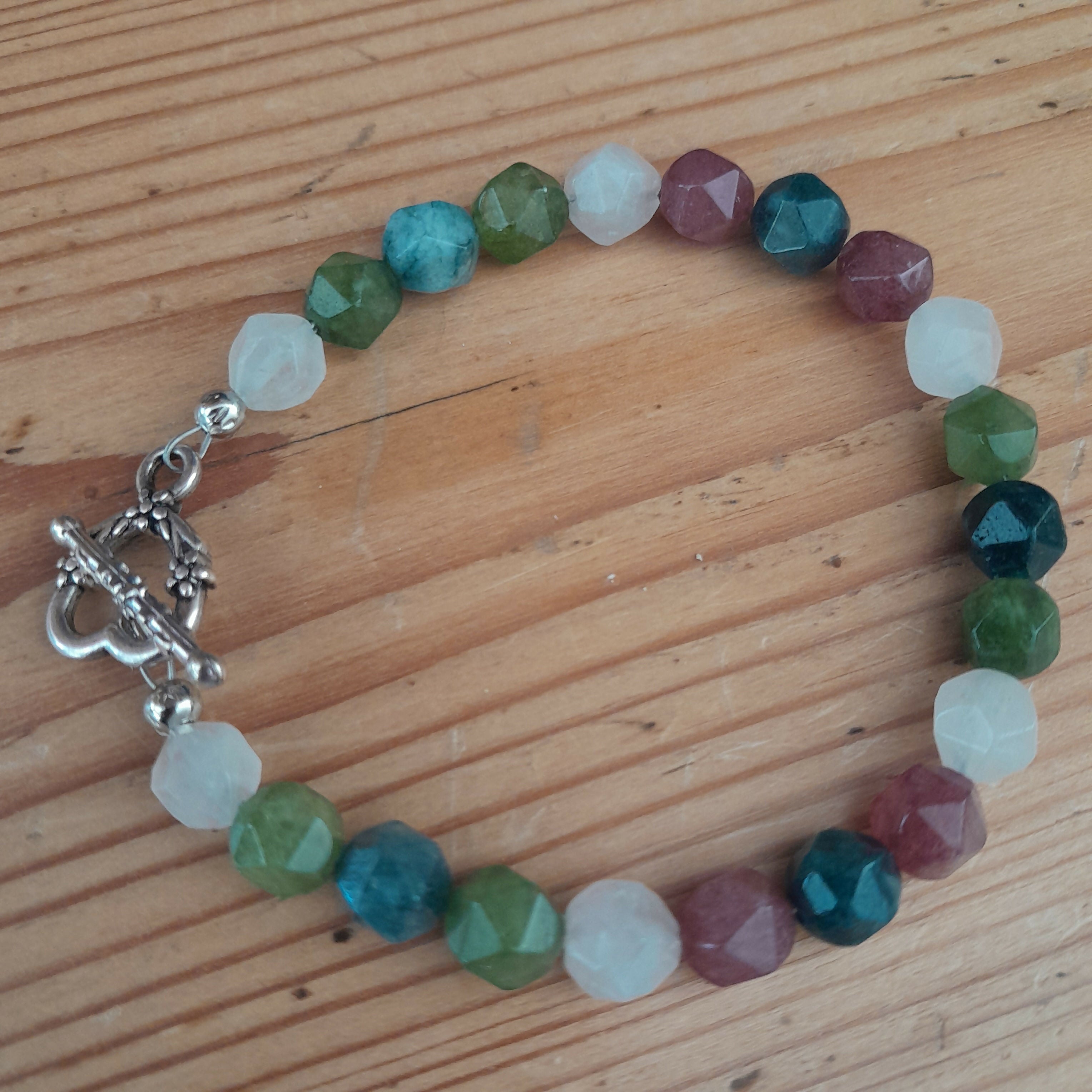 Tibetan Silver Toggle Catch Bracelet with Faceted Rose Quartz and Faceted Indian Agates.