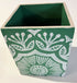 Hand-printed Green and White Pen Ppot