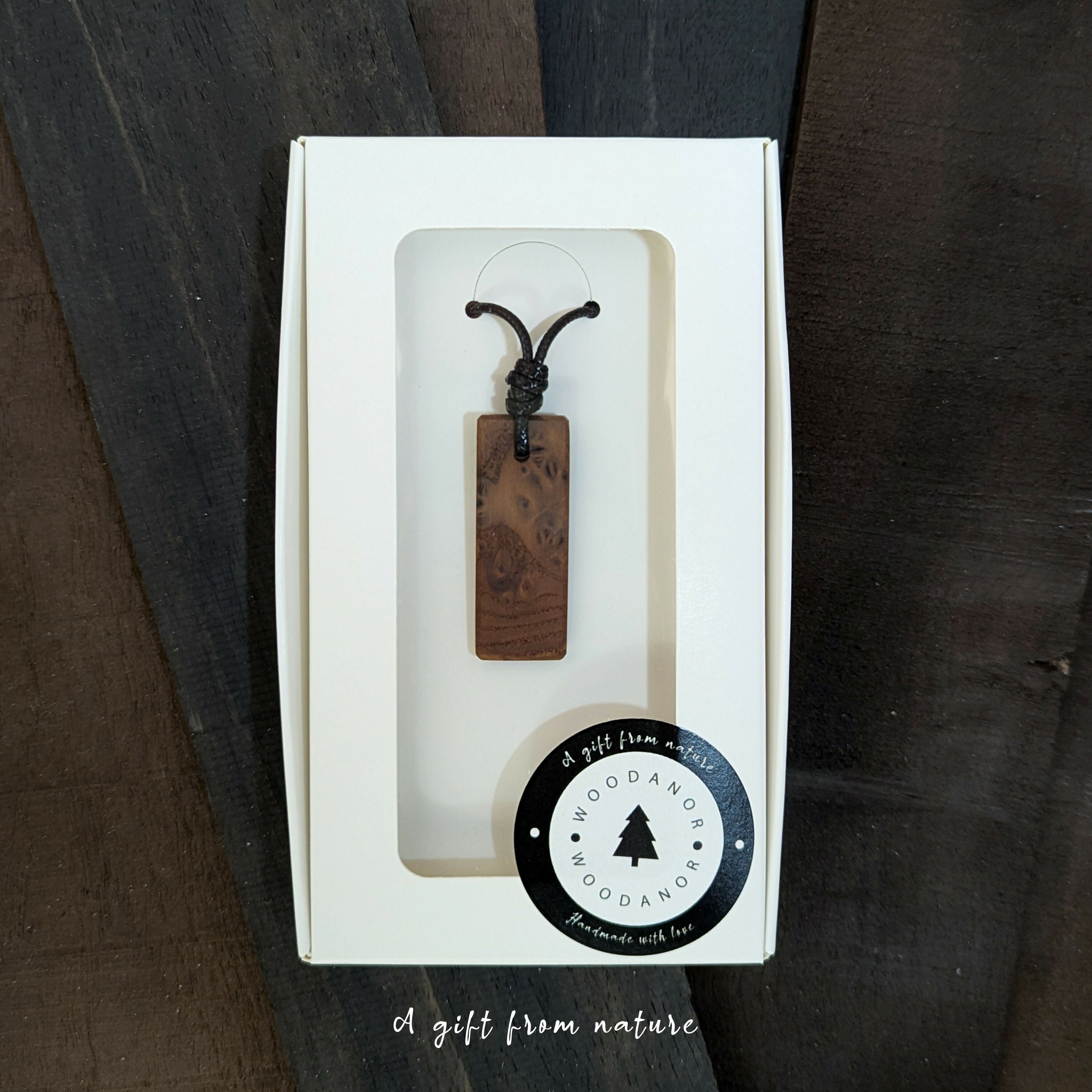 Natural Grain Wood Pendant