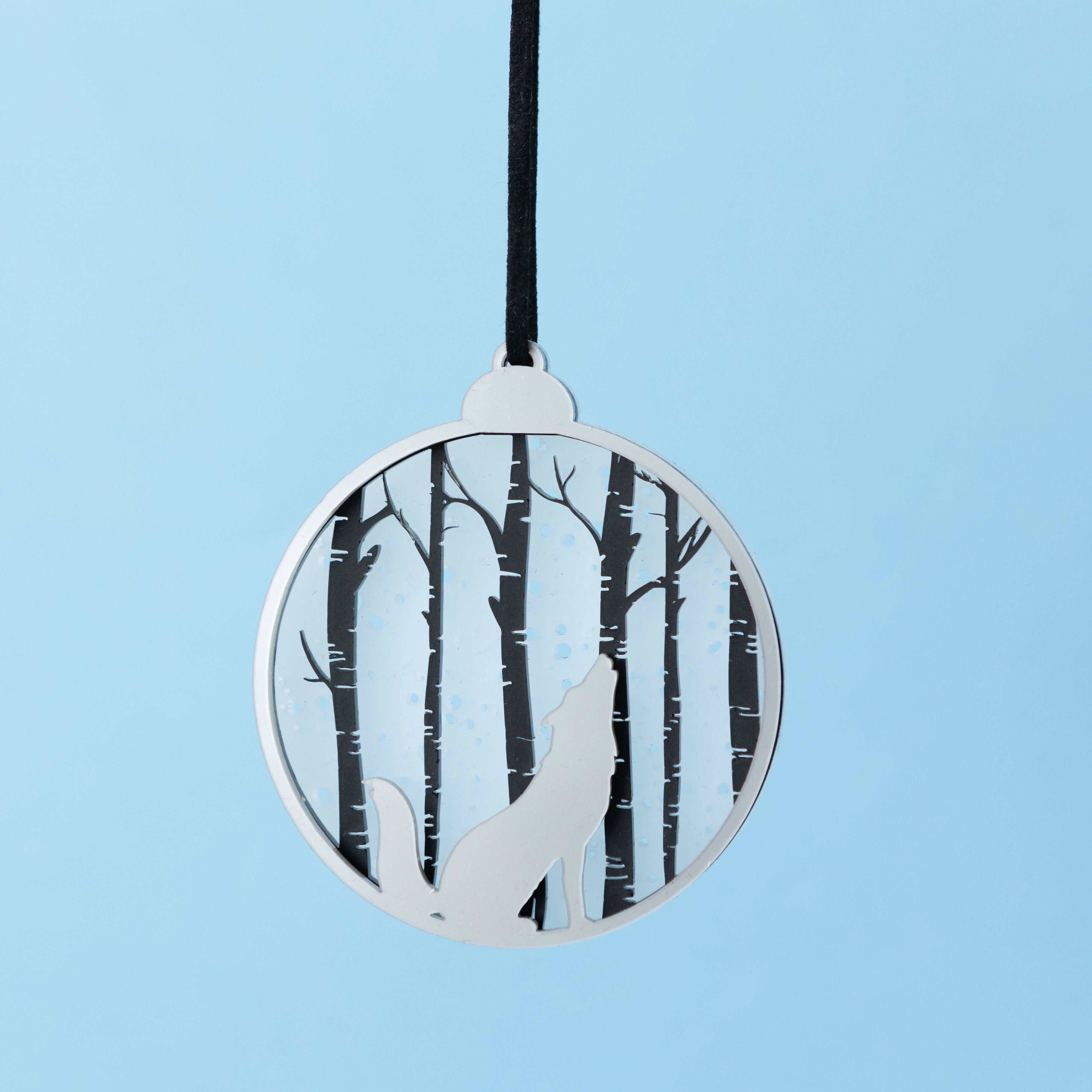 Wolf Winter Woodland Bauble