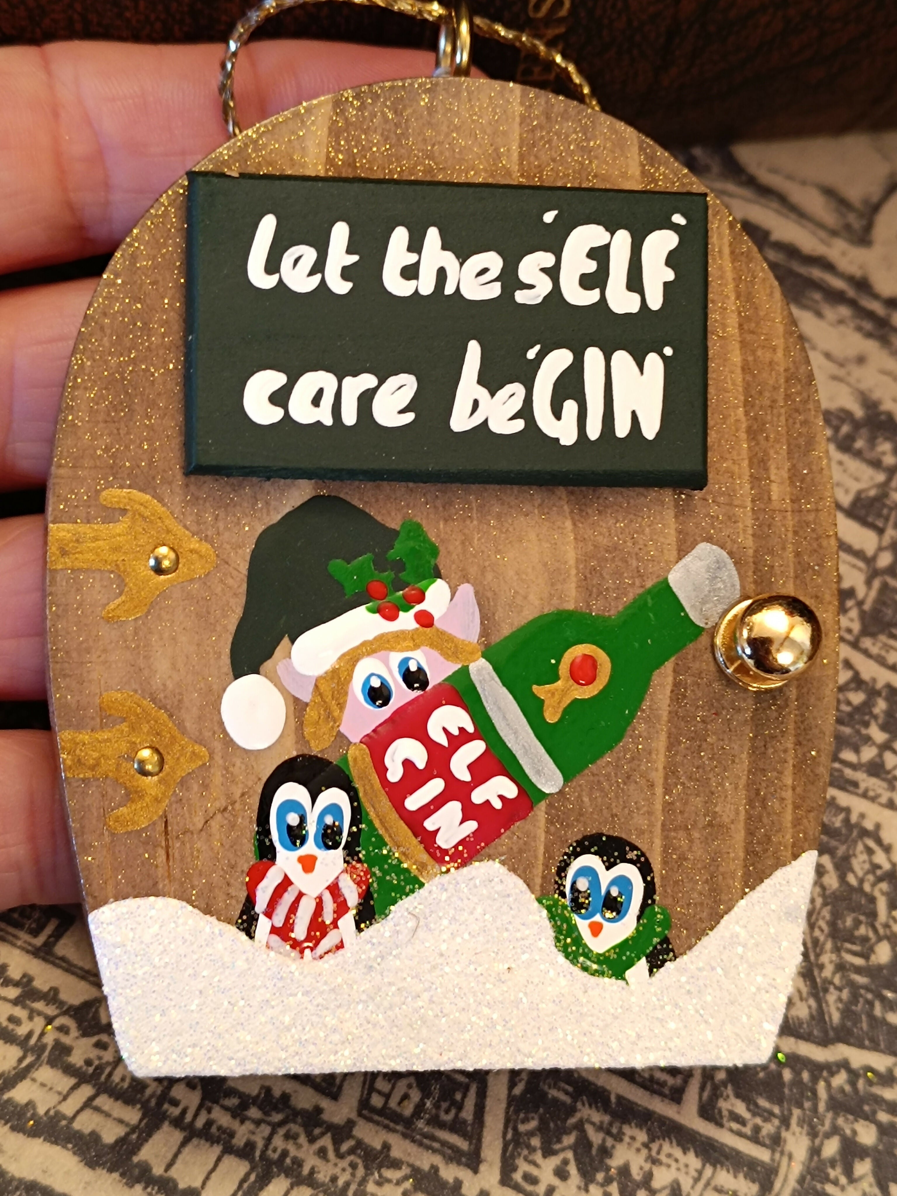 Humorous Handmade Elf Door Decorative Ornament – "Let the sELF Care beGIN" Funny Christmas Tree Decoration & Secret Santa Gift