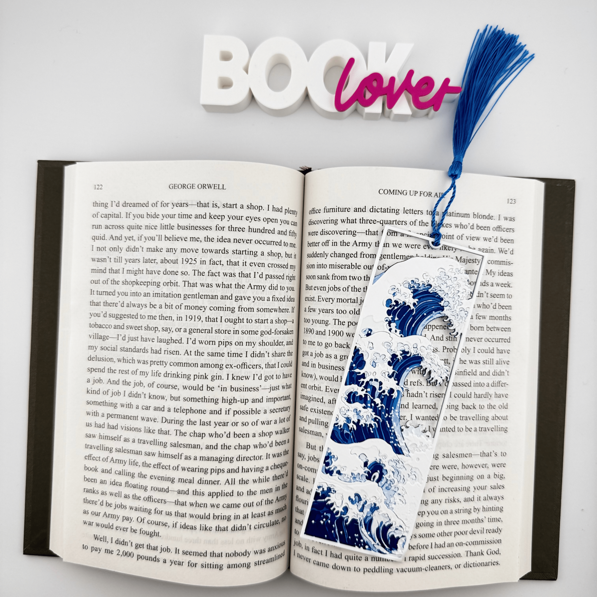 The Great Wave Bookmark with Blue Tassel