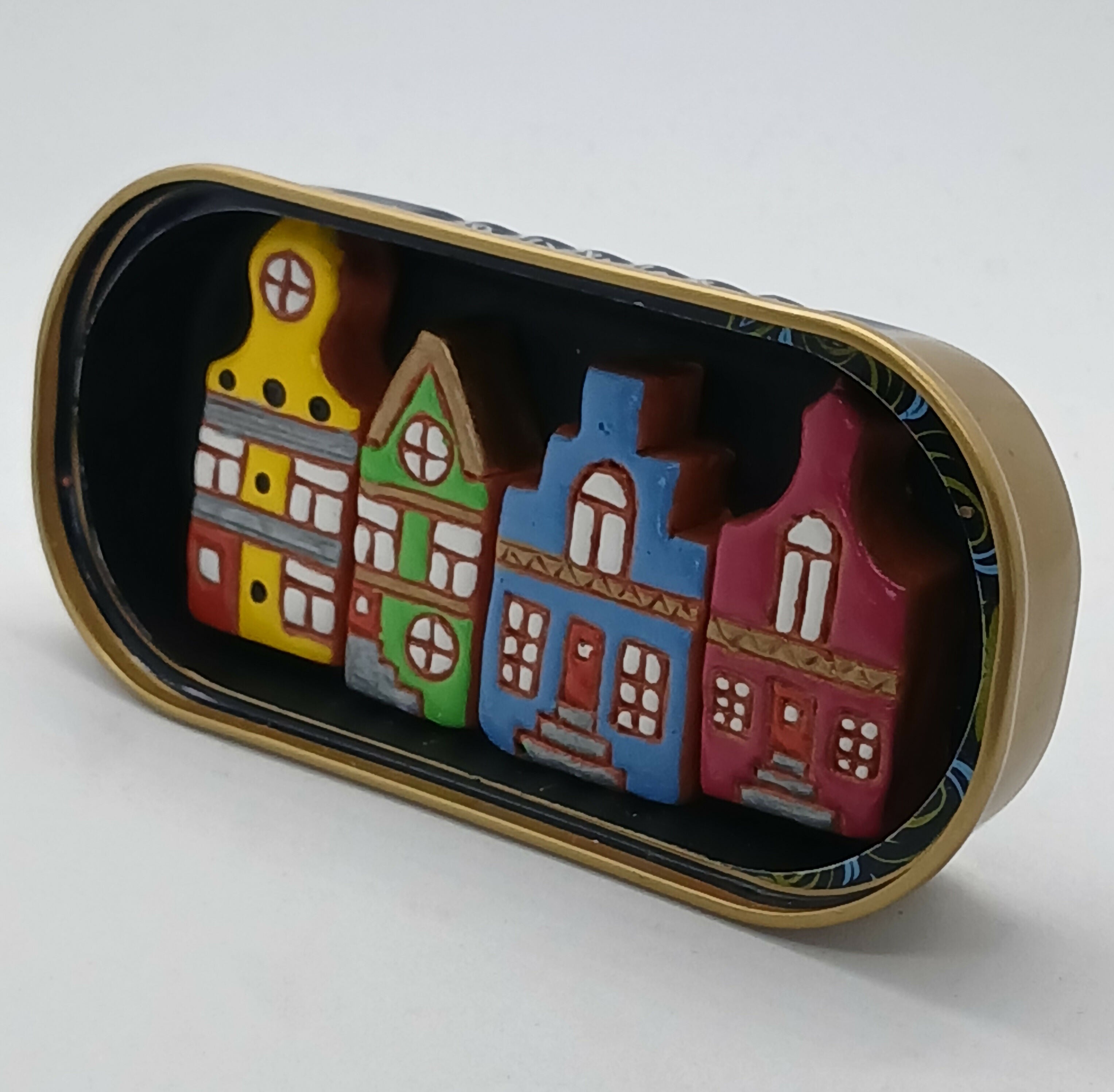 Clay Dutch House Mini Row Tin