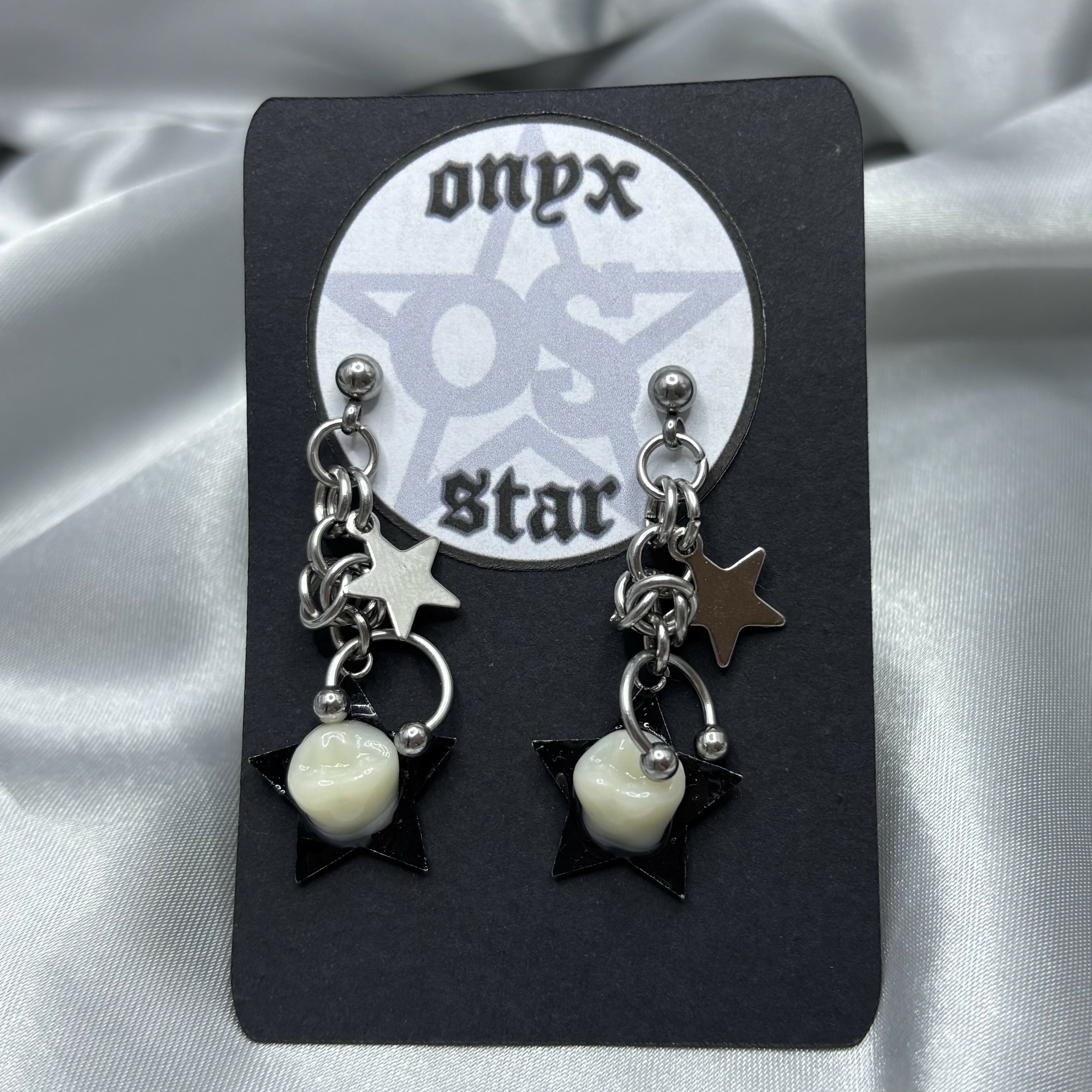 Star Teeth Dangle Earrings