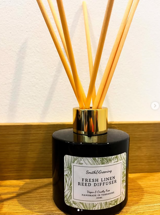 Hand Poured Fresh Linen Reed Diffuser