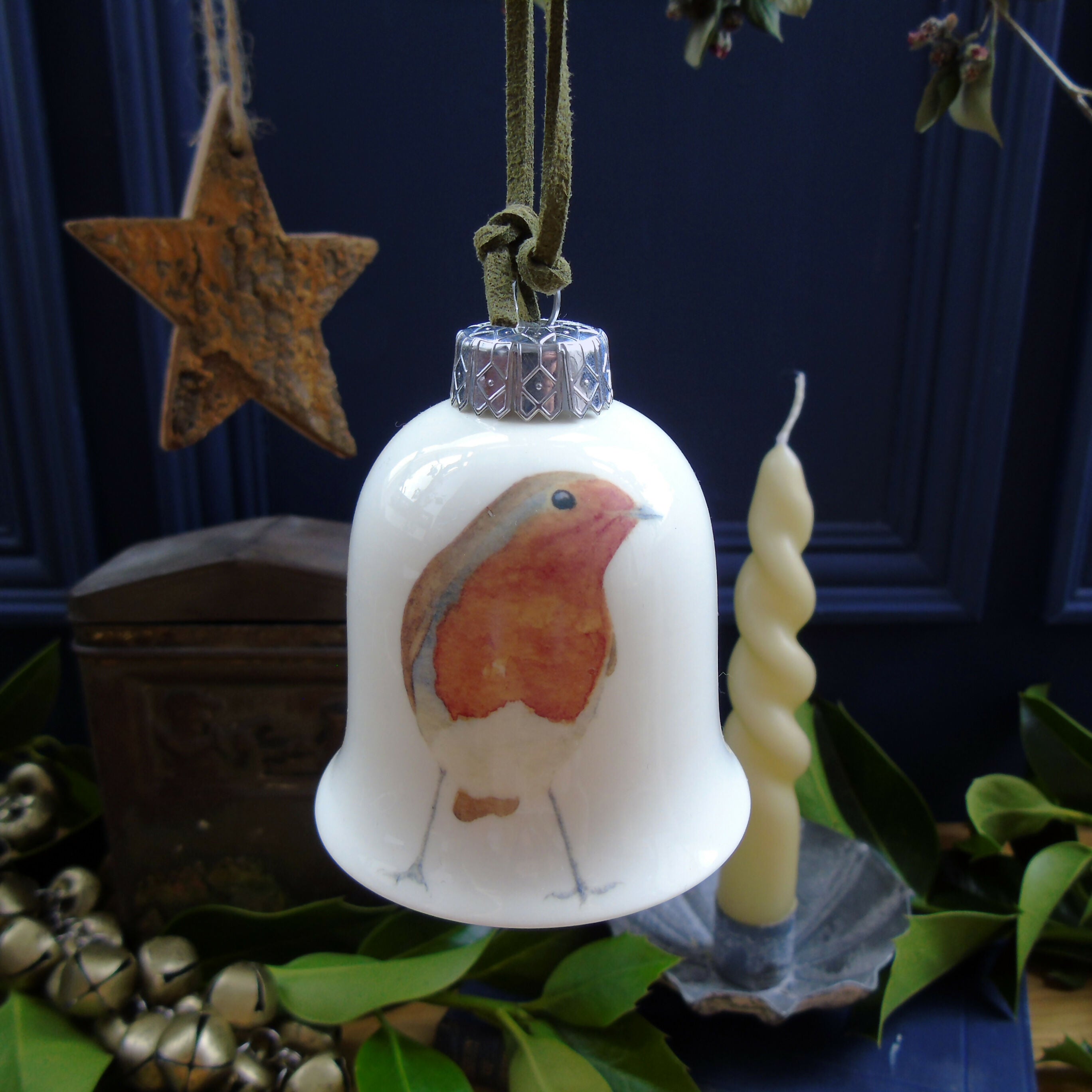 Fine Bone China Robin Bell Decoration