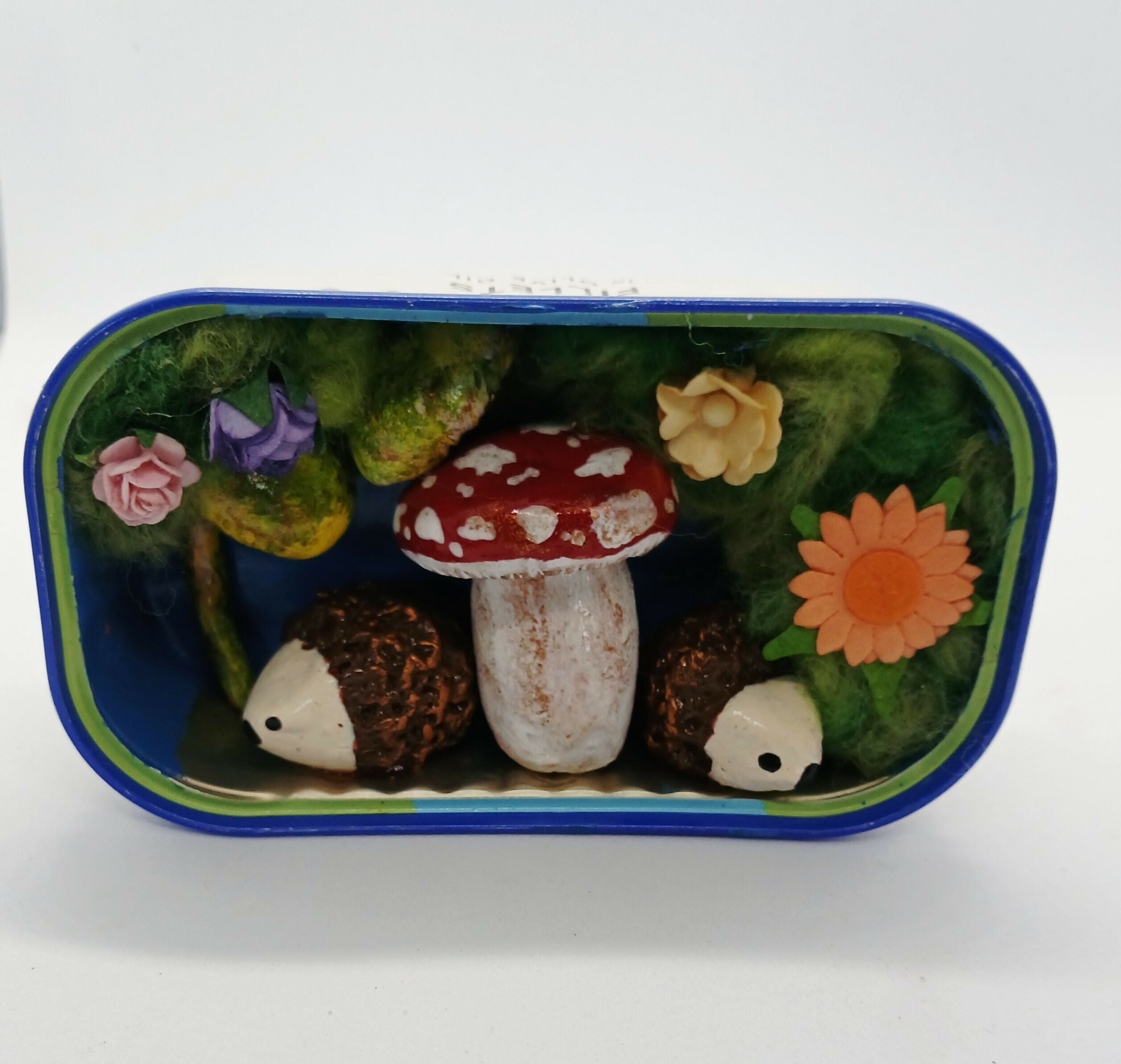 Toadstool and Hedgehog Desk Pet/Buddy Tin