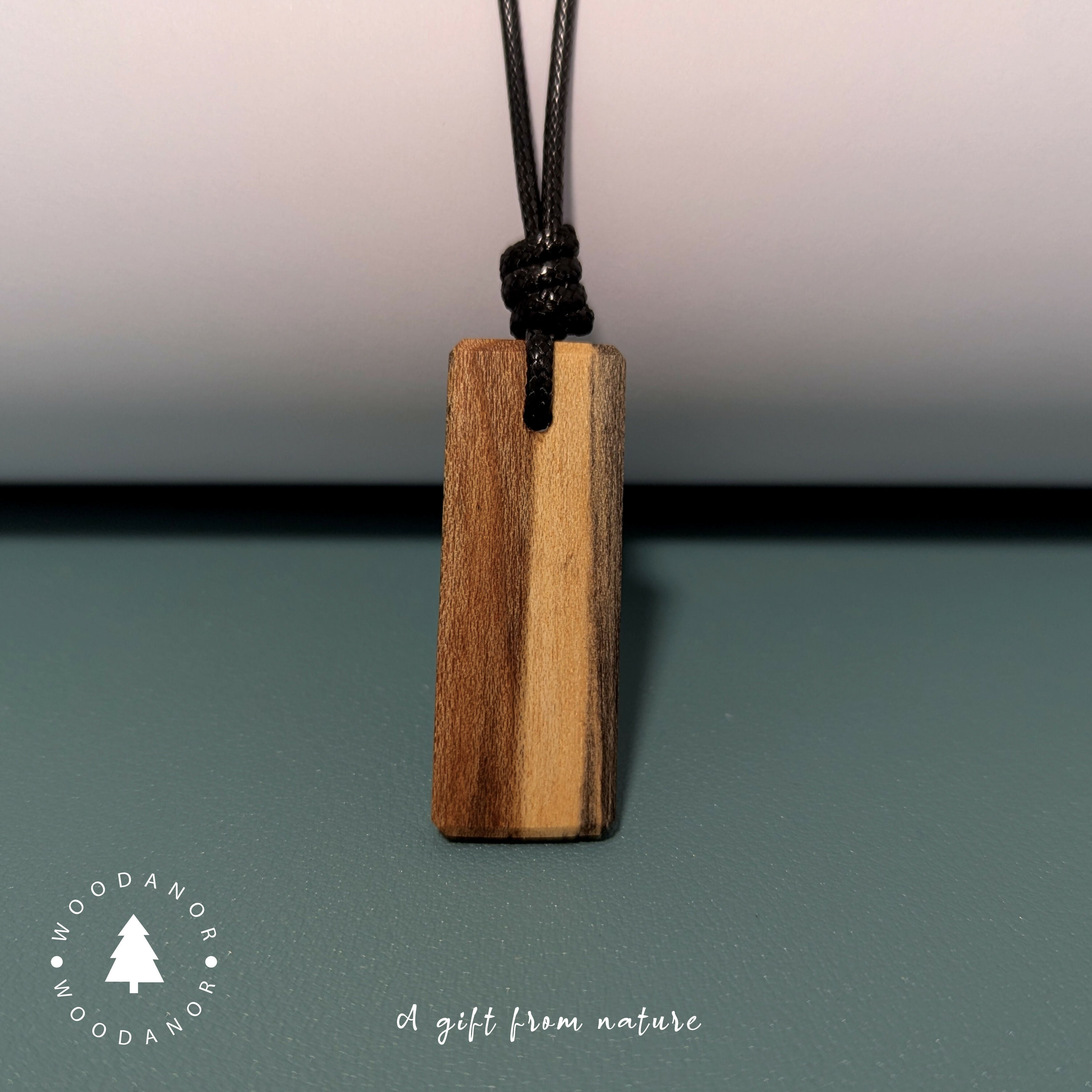 Natural Grain Wood Pendant