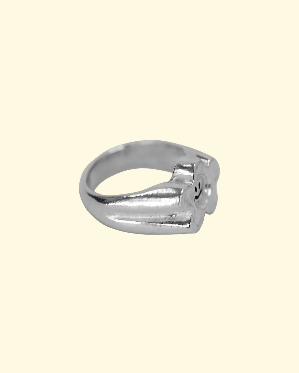 Groovy Bloom Ring