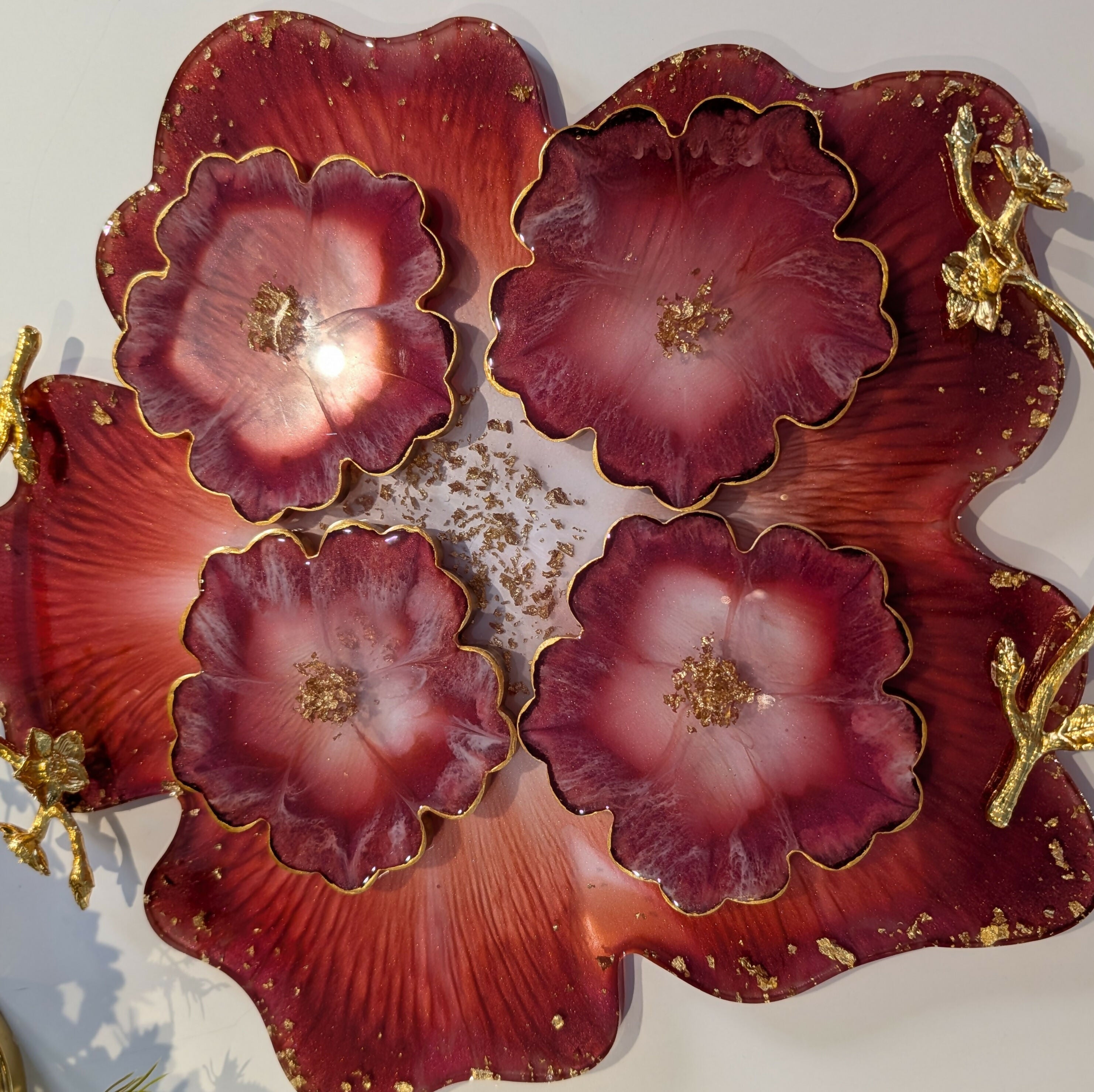 ELEGANT RED FLORAL RESIN TRAY SET WITH COASTERS