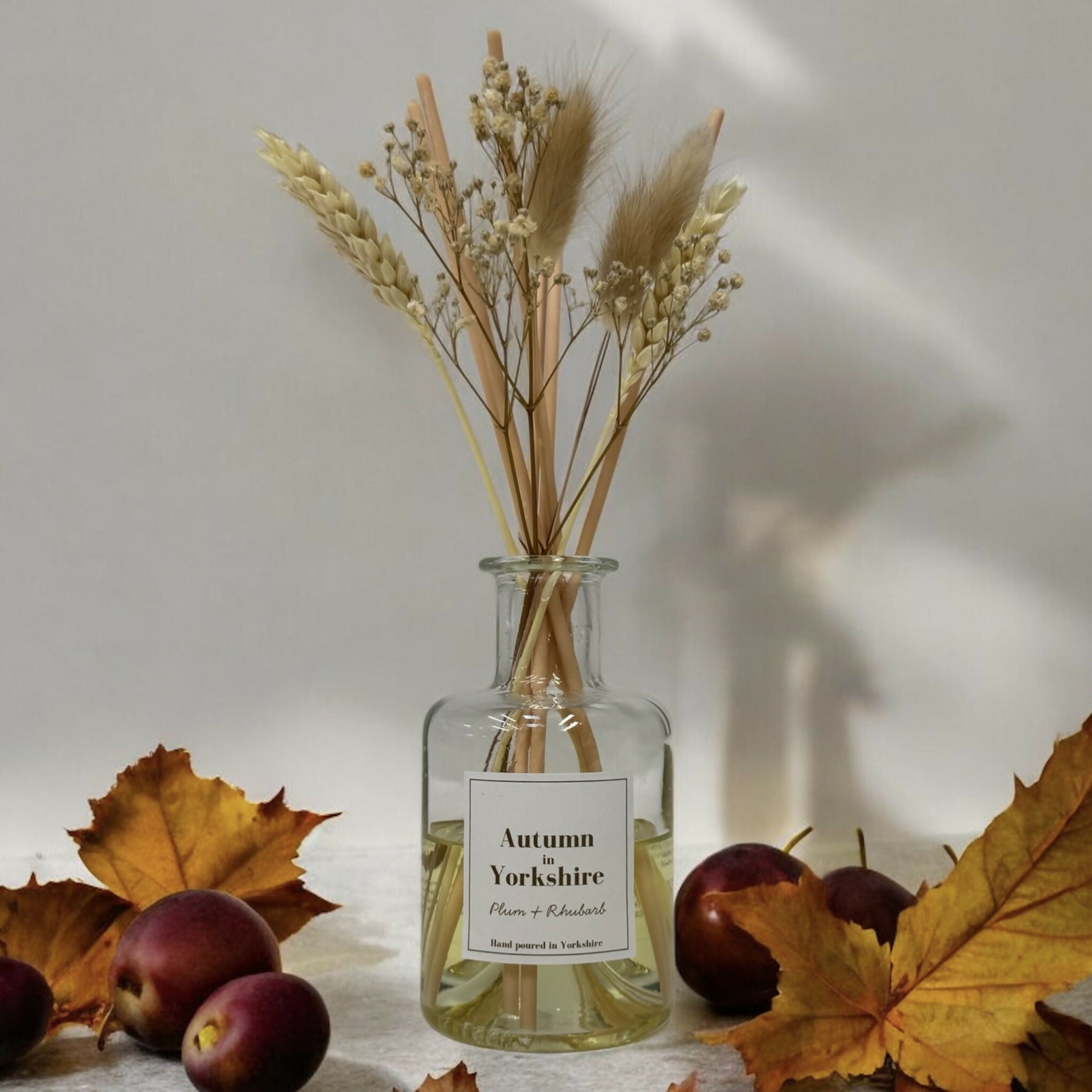 Autumn in Yorkshire - Plum and Rhubarb Dried Flower Reed Diffuser - 100ml
