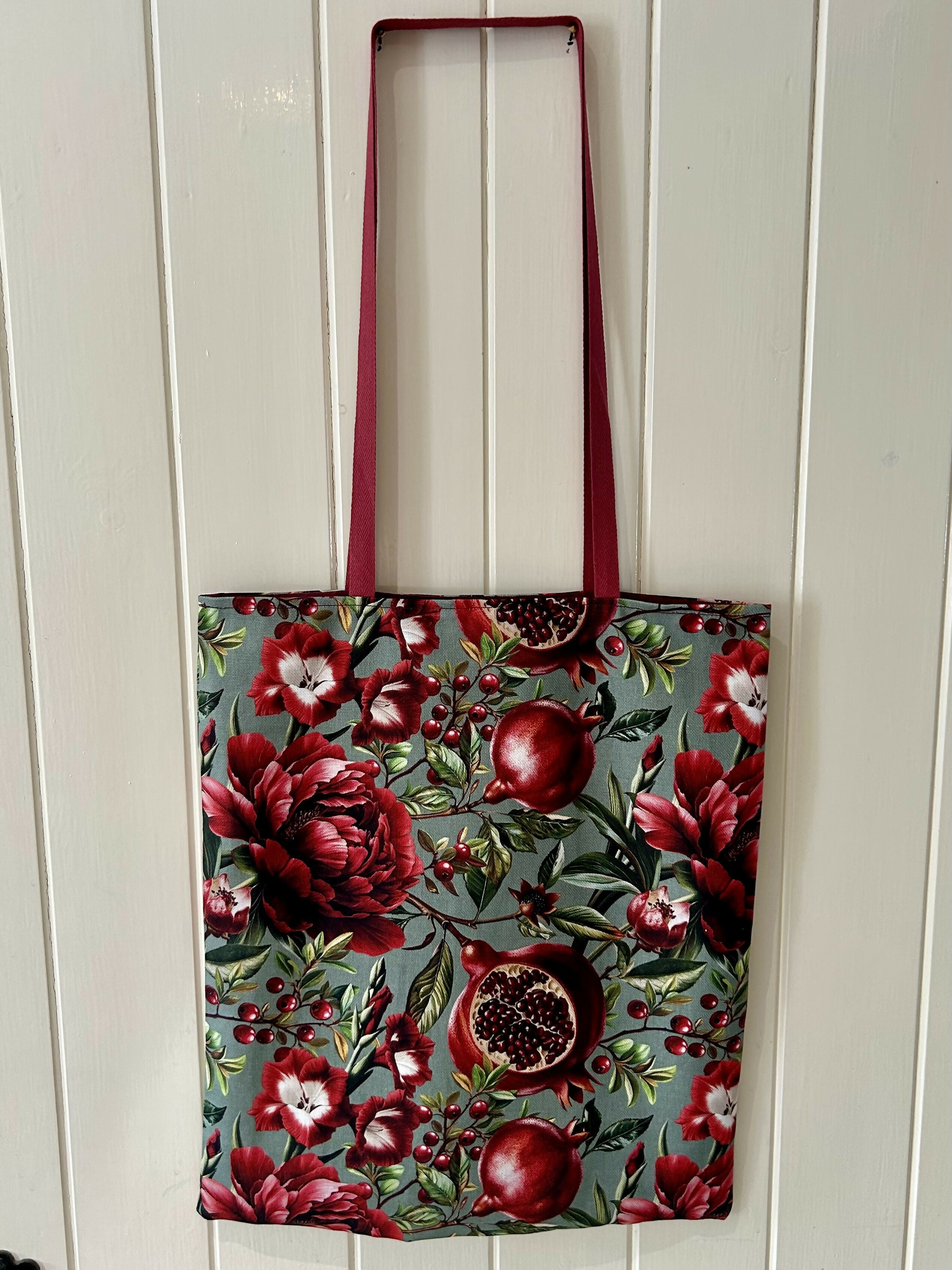 Pocket Tote Bag