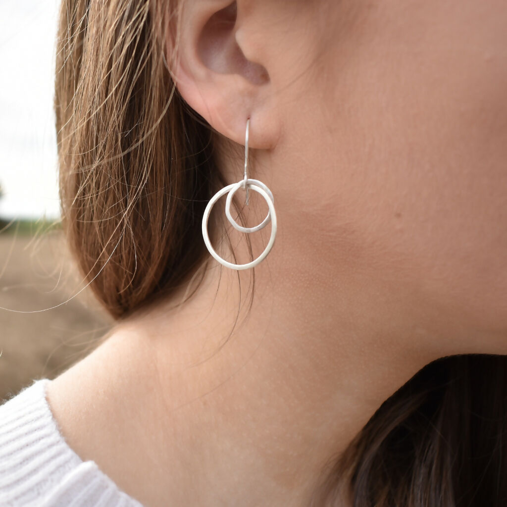 Sterling Silver Circles Dangly Earrings