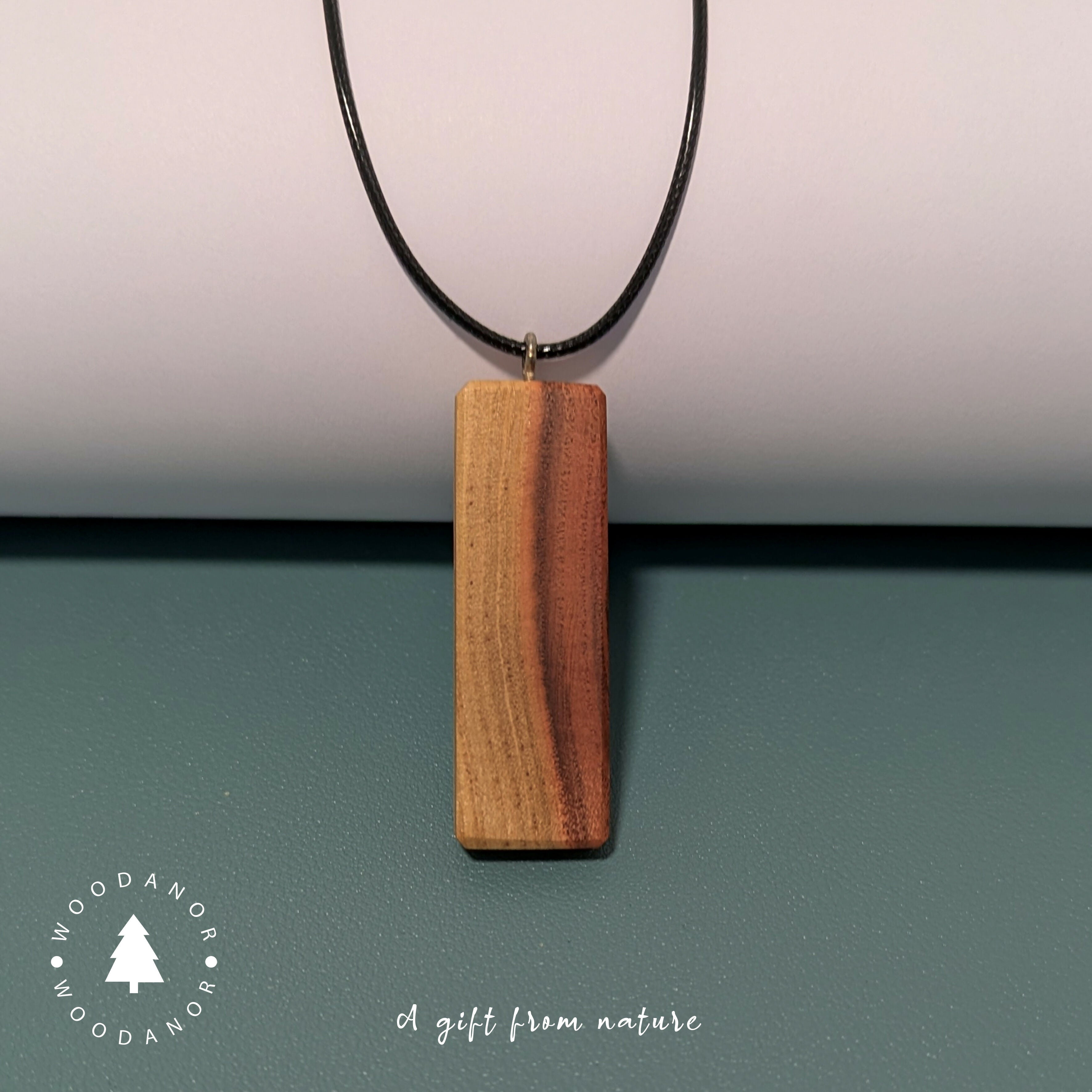 Natural Grain Wood Pendant