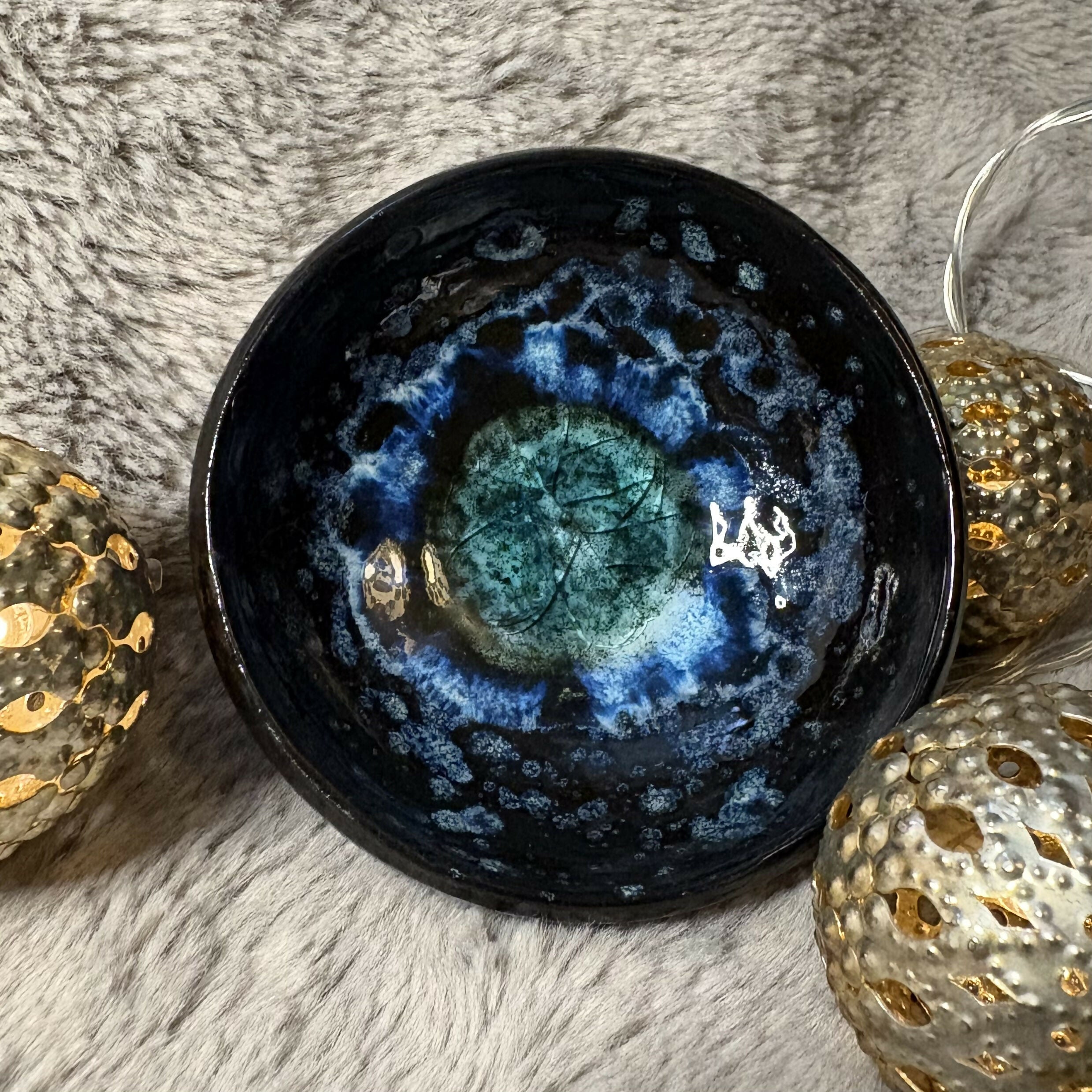 Black Bubbles Bowl