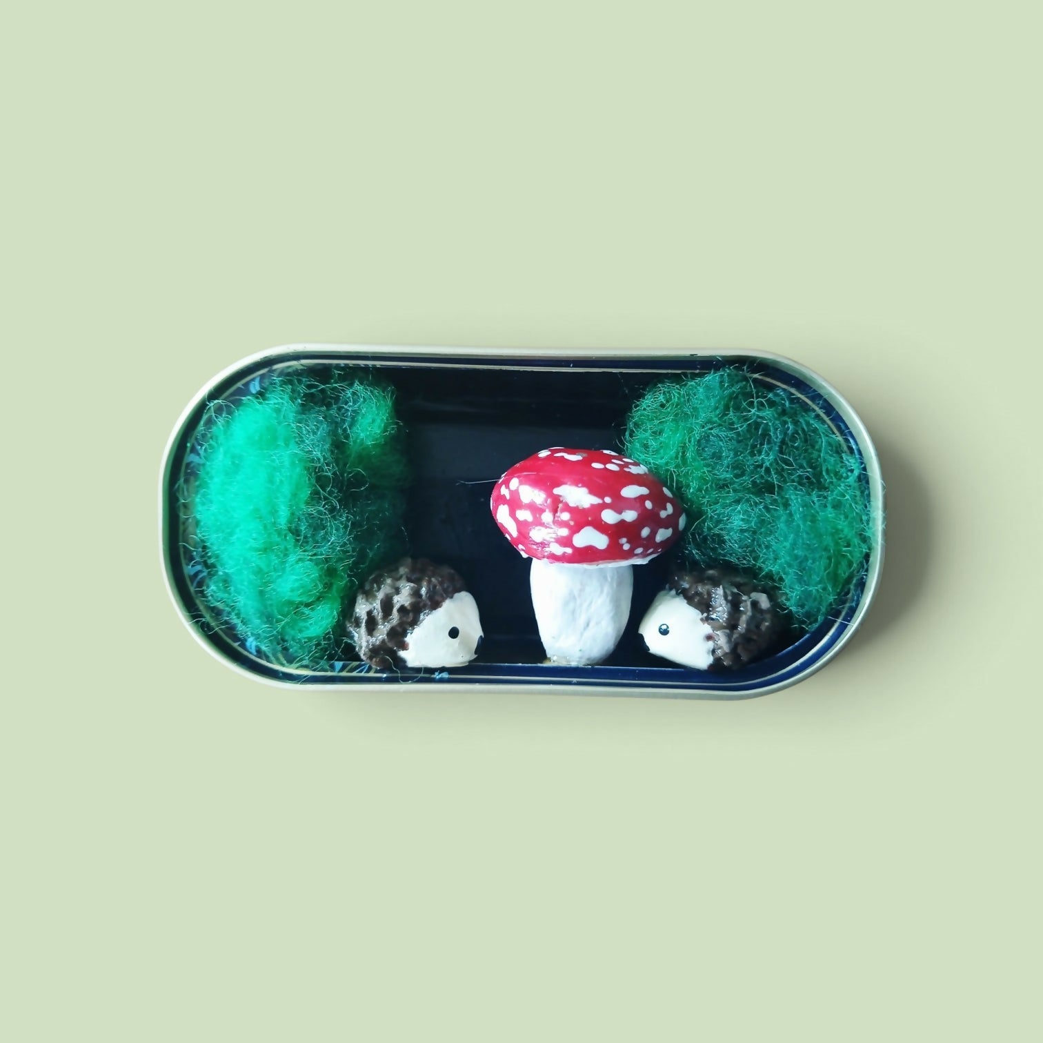 Mini Toadstool and Hedgehog Tin