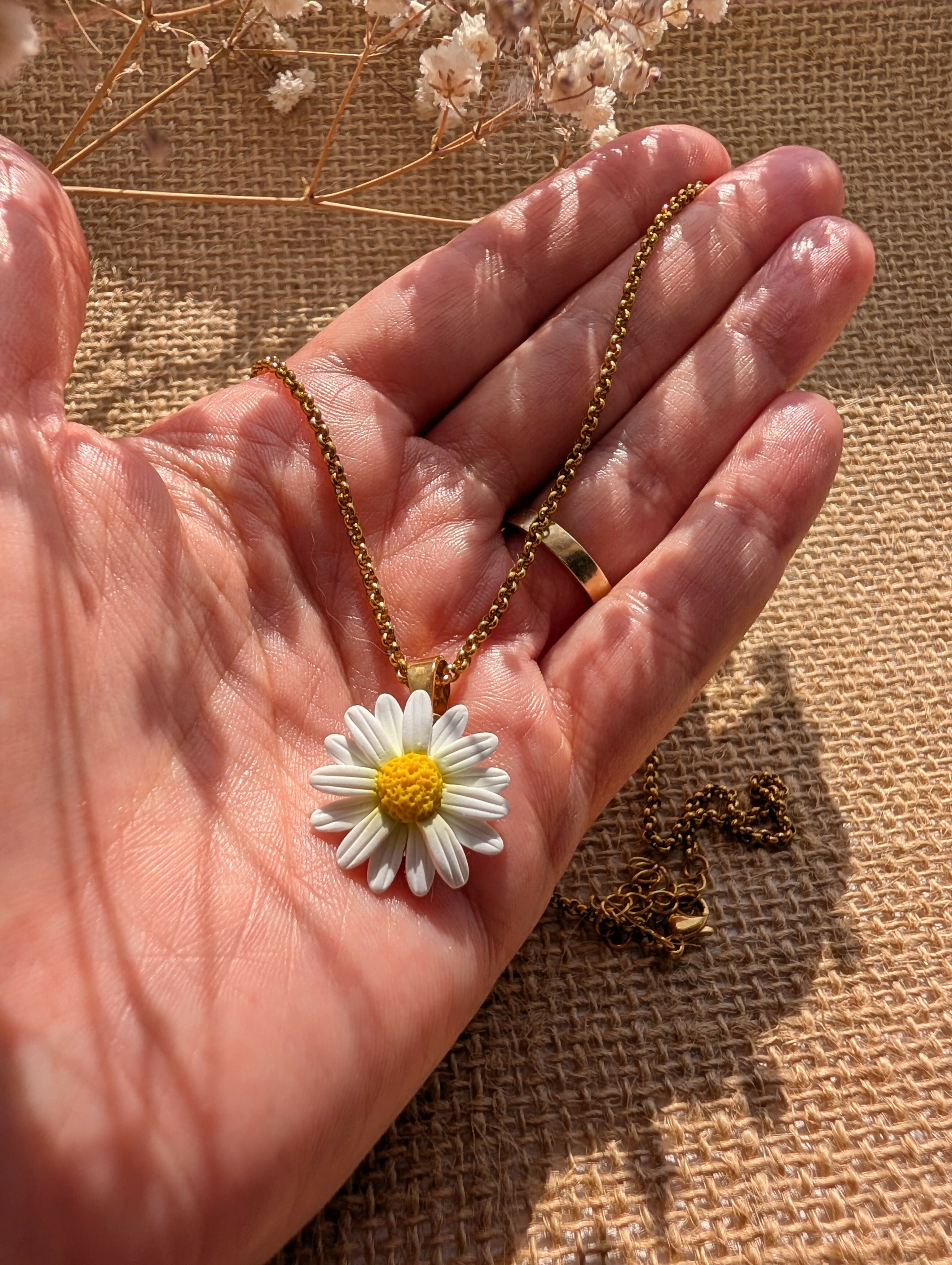 Daisy Pendant Necklace on Gold Chain