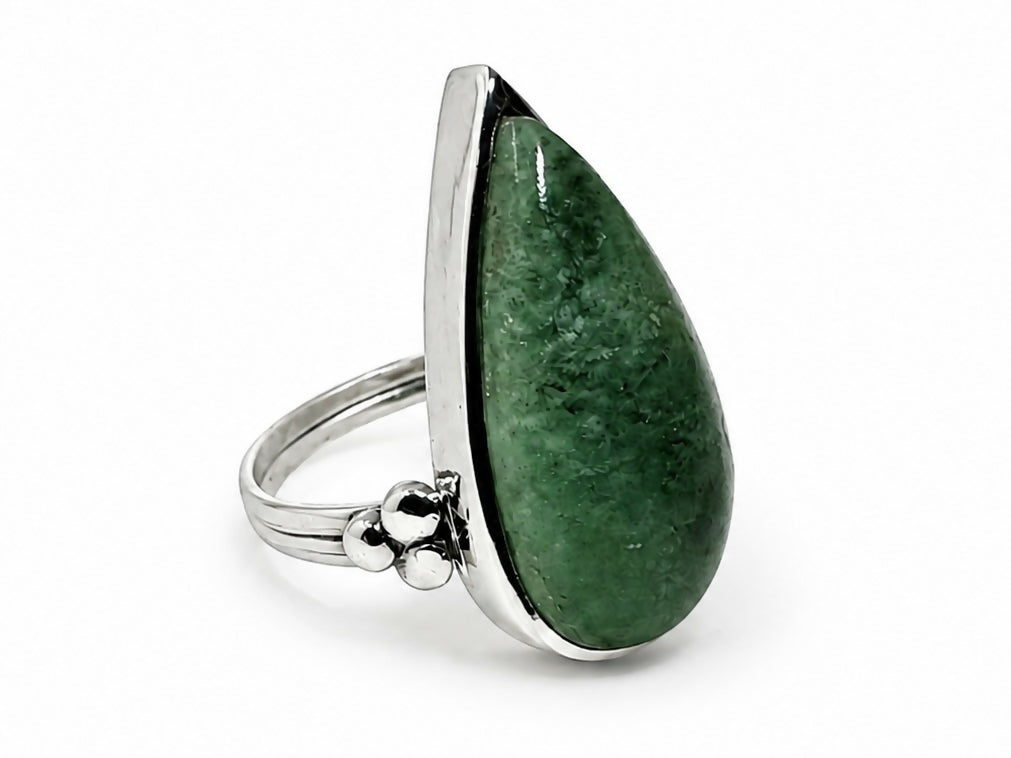 Deep Green Verdant Ring