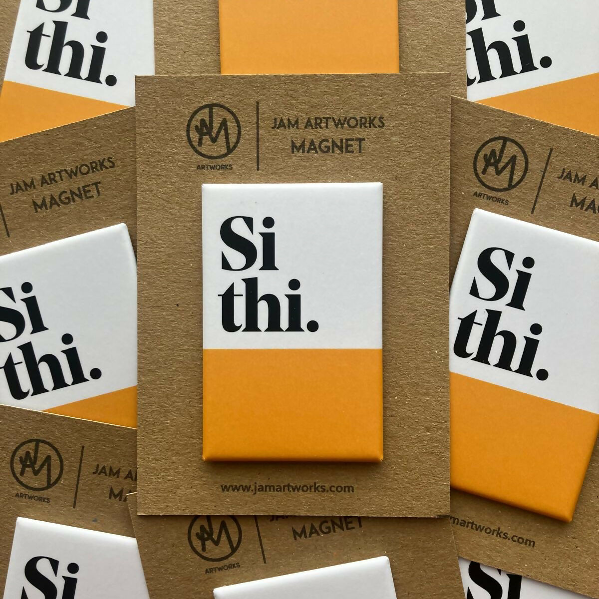 "Si thi" Fridge Magnet.