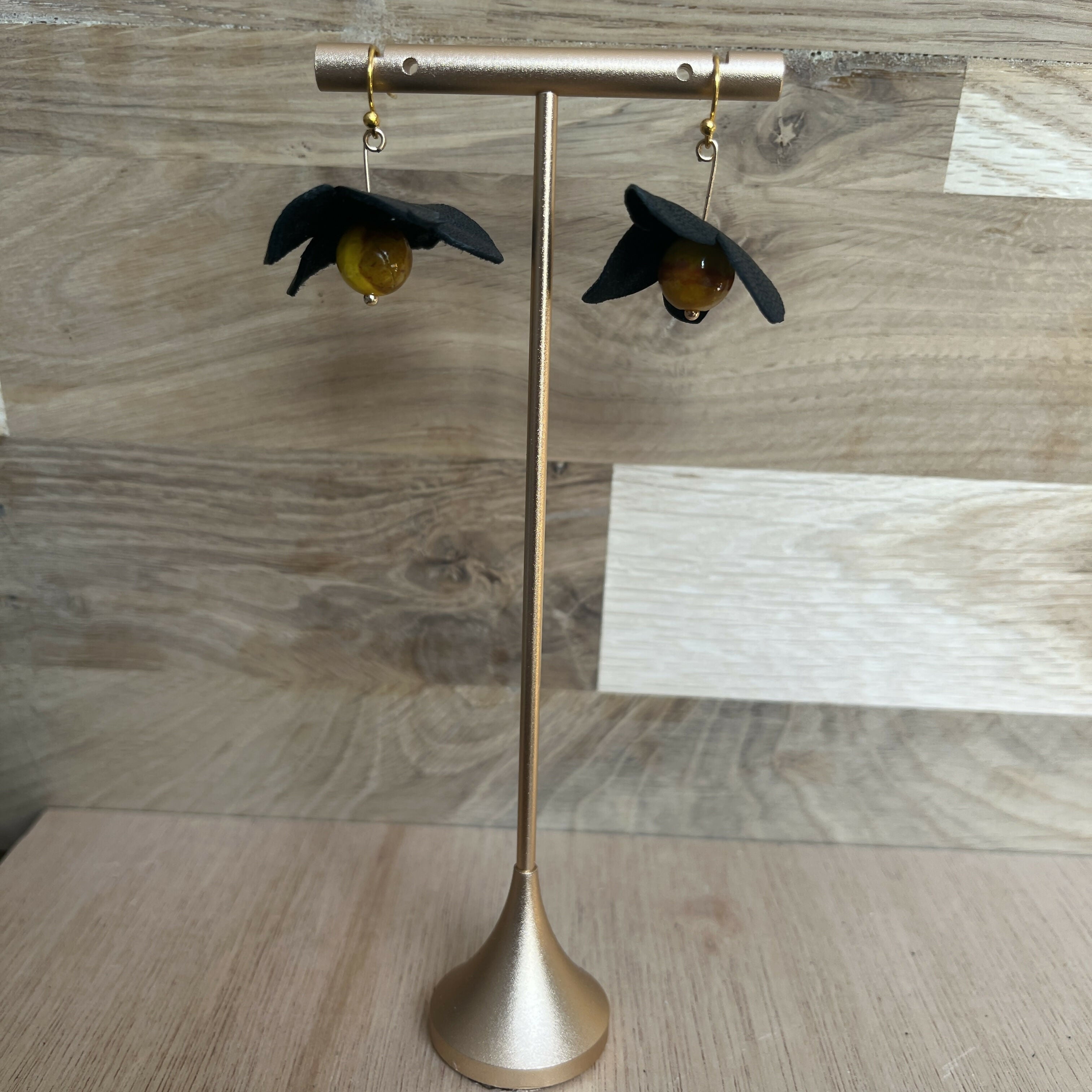 Forest Whisper Earrings – Golden Amber Bloom