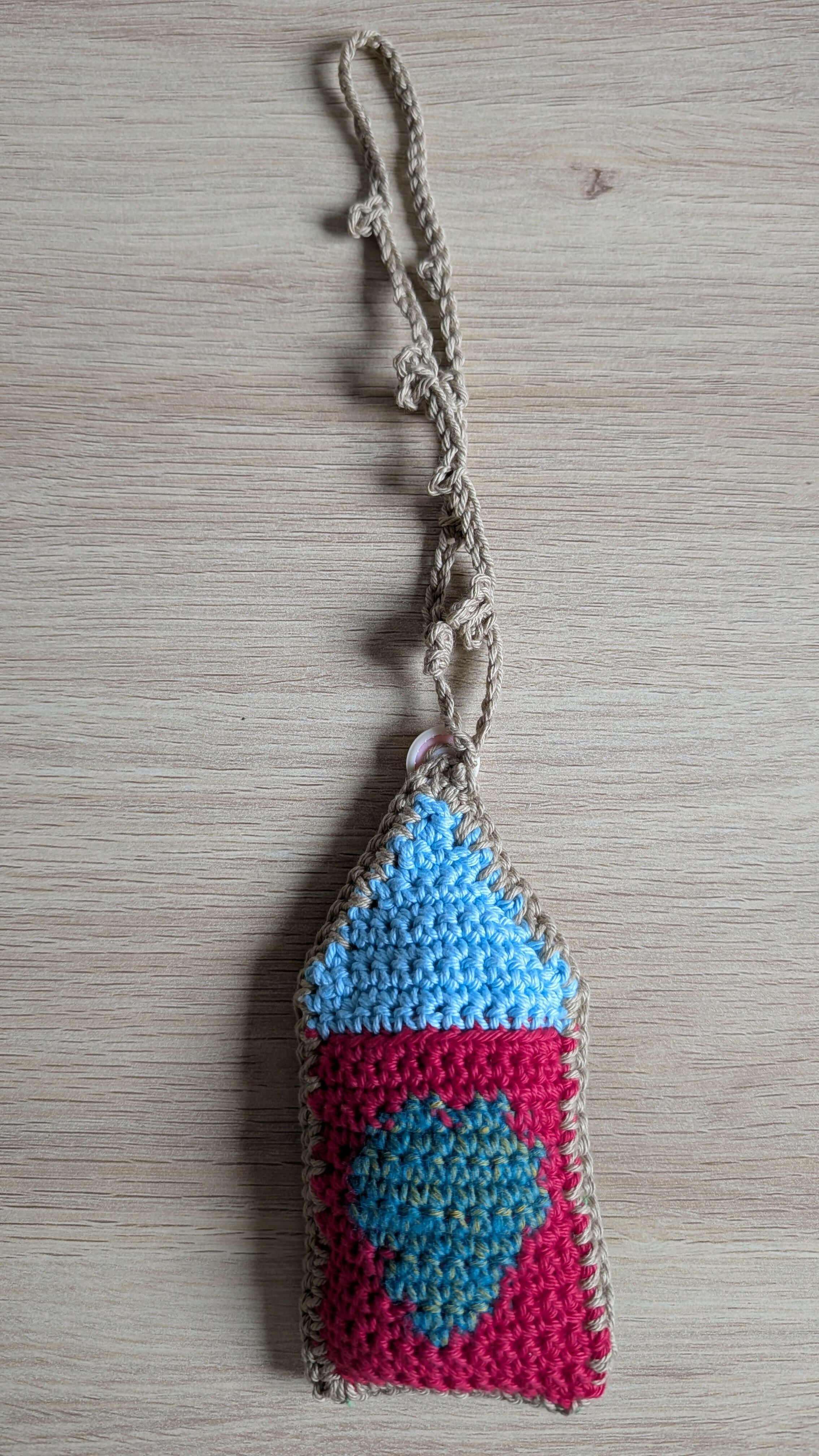 Tiny House (beige & pink)