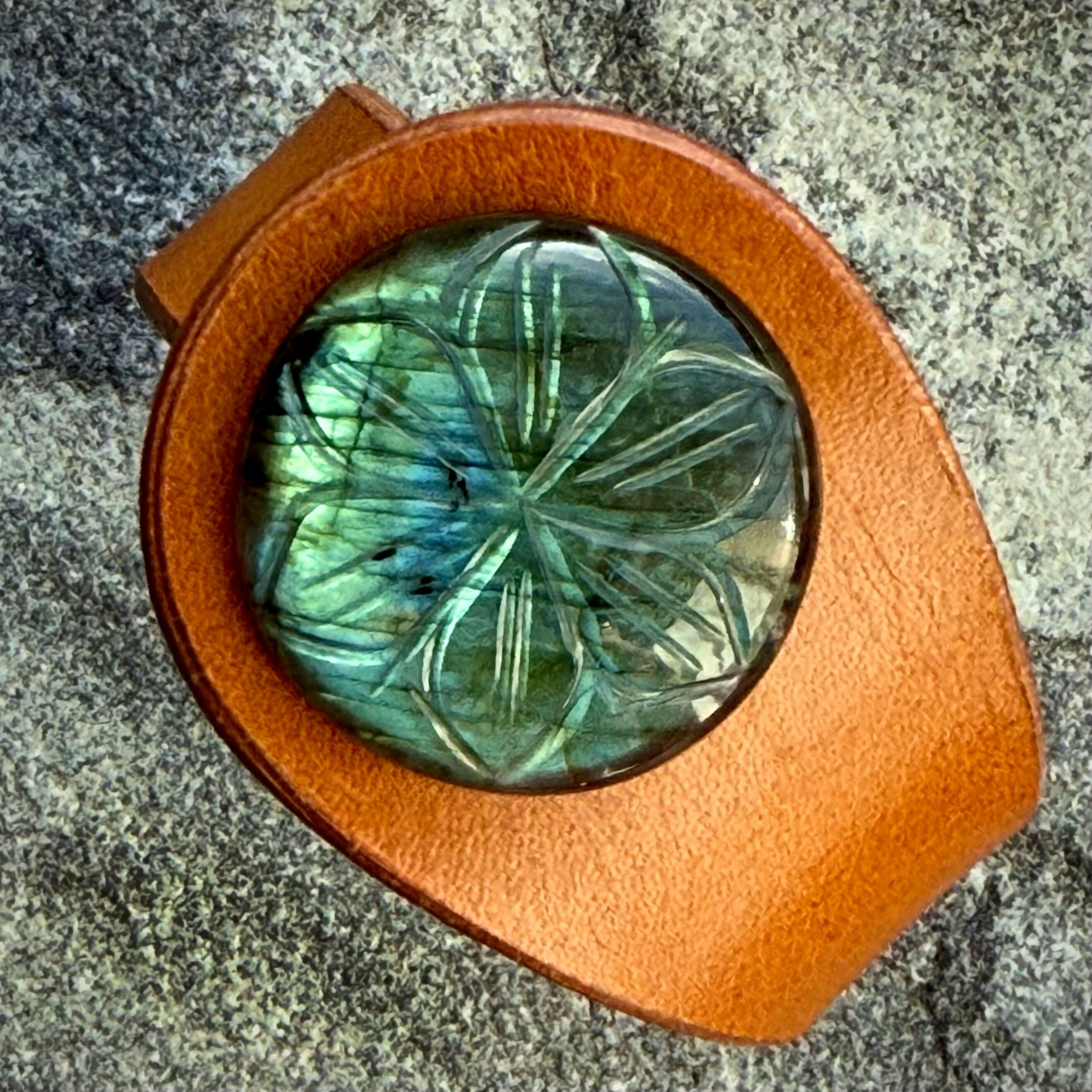 Handcrafted Natural Leather & Labradorite Gemstone Bracelet - Size S or M