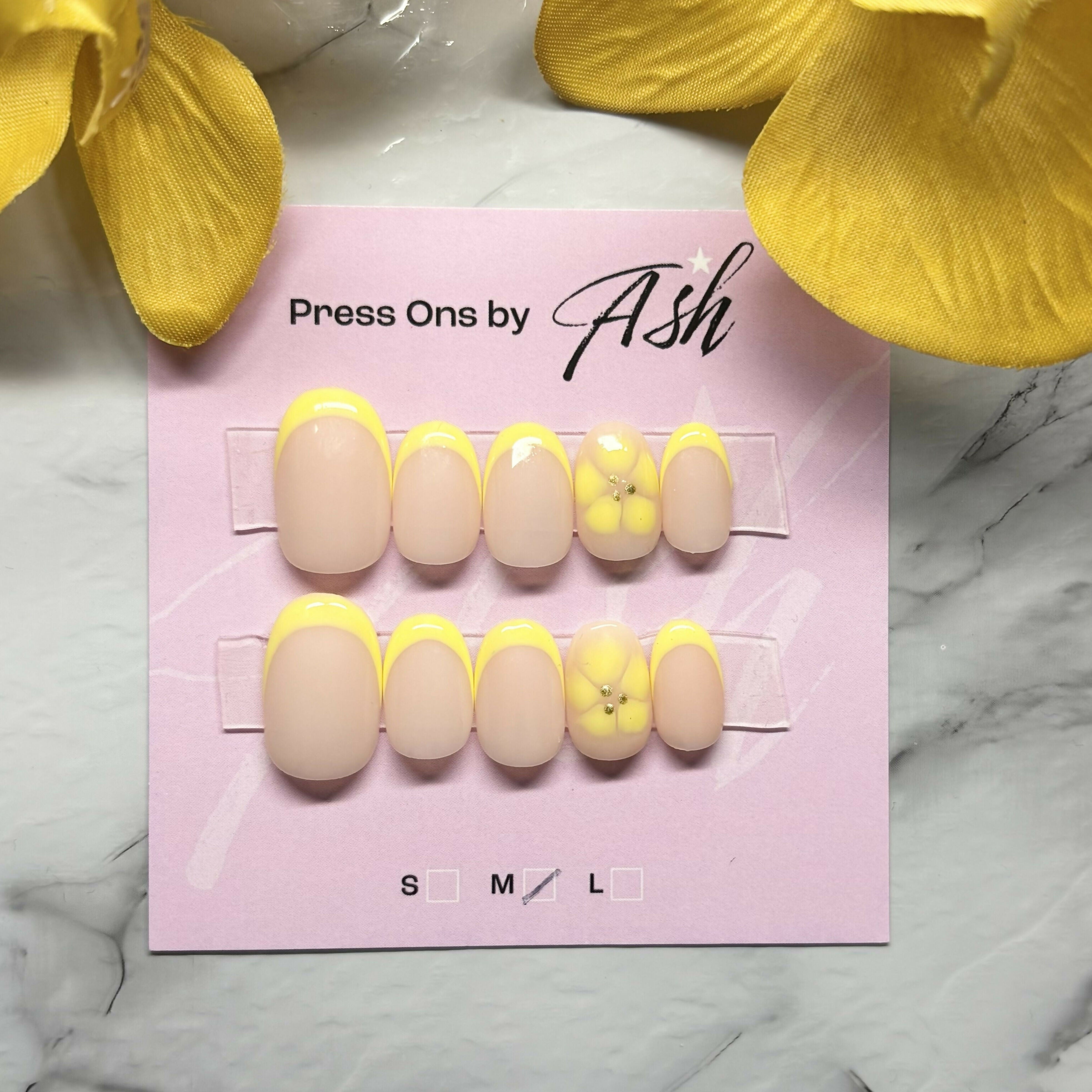 Reusable Butter Yellow Flowery French Tip Handmade Press On Nails